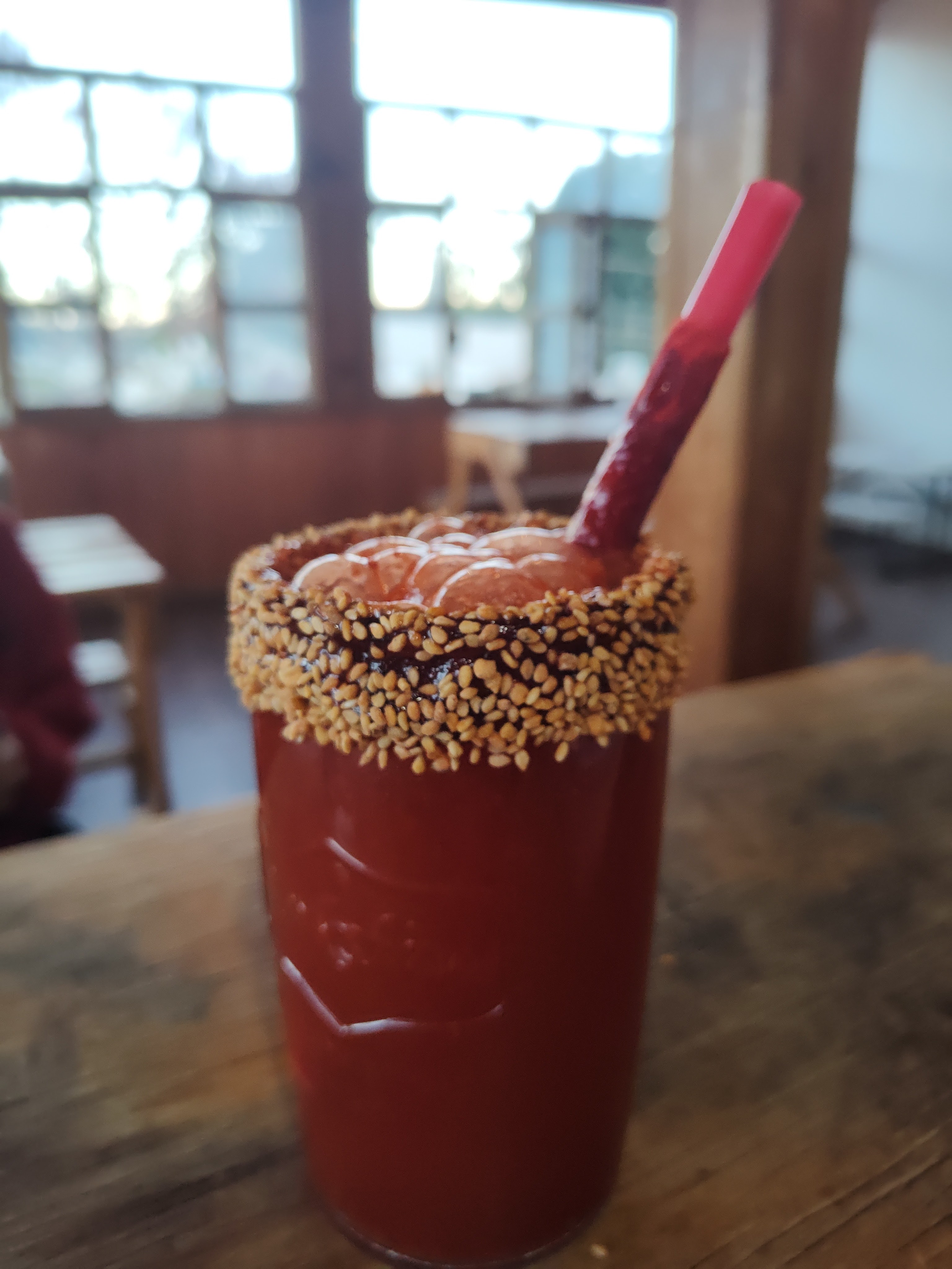 Moyo burguer y pizza inn image 5