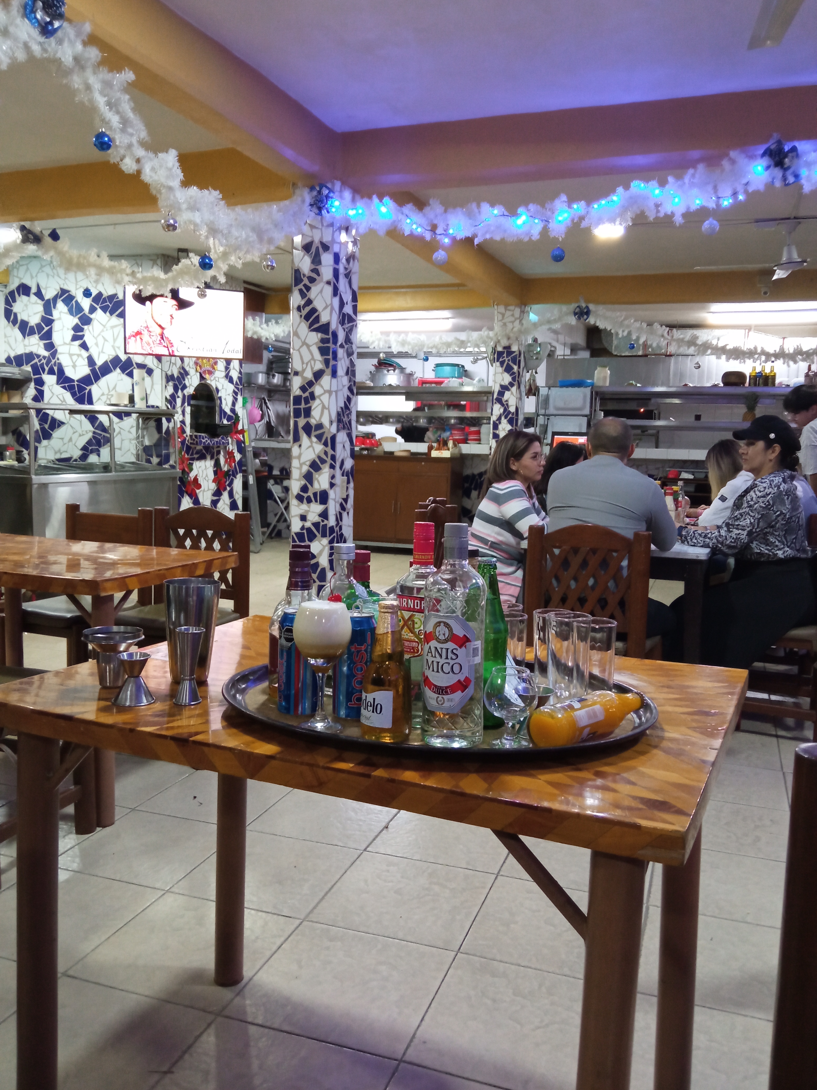 Marisquería "Don Camarón" image 1