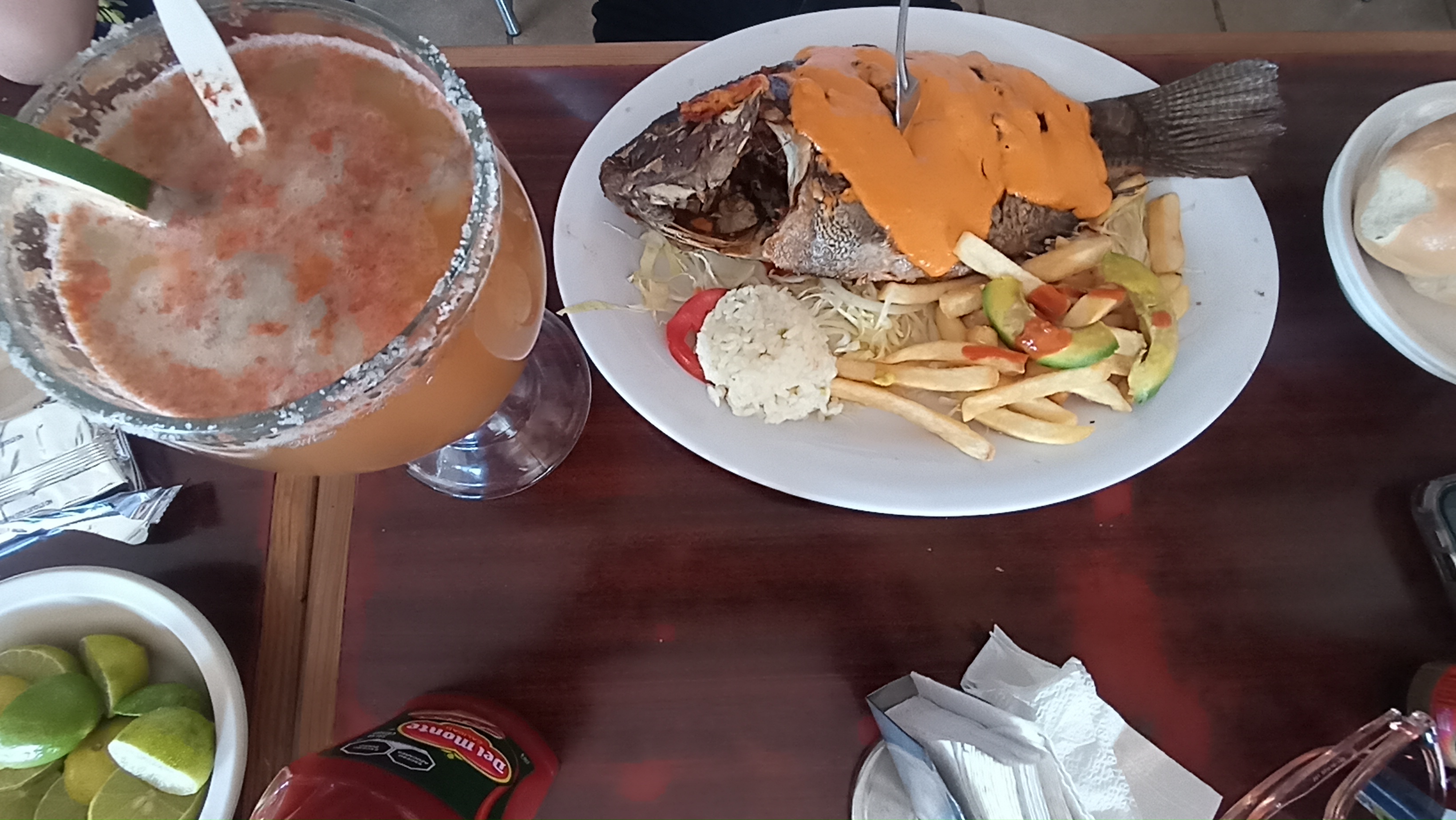 Pescados y Mariscos El Puerto image 10