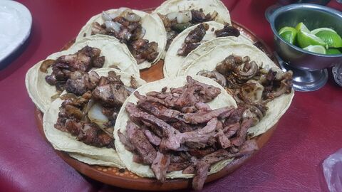 El Diez image 8