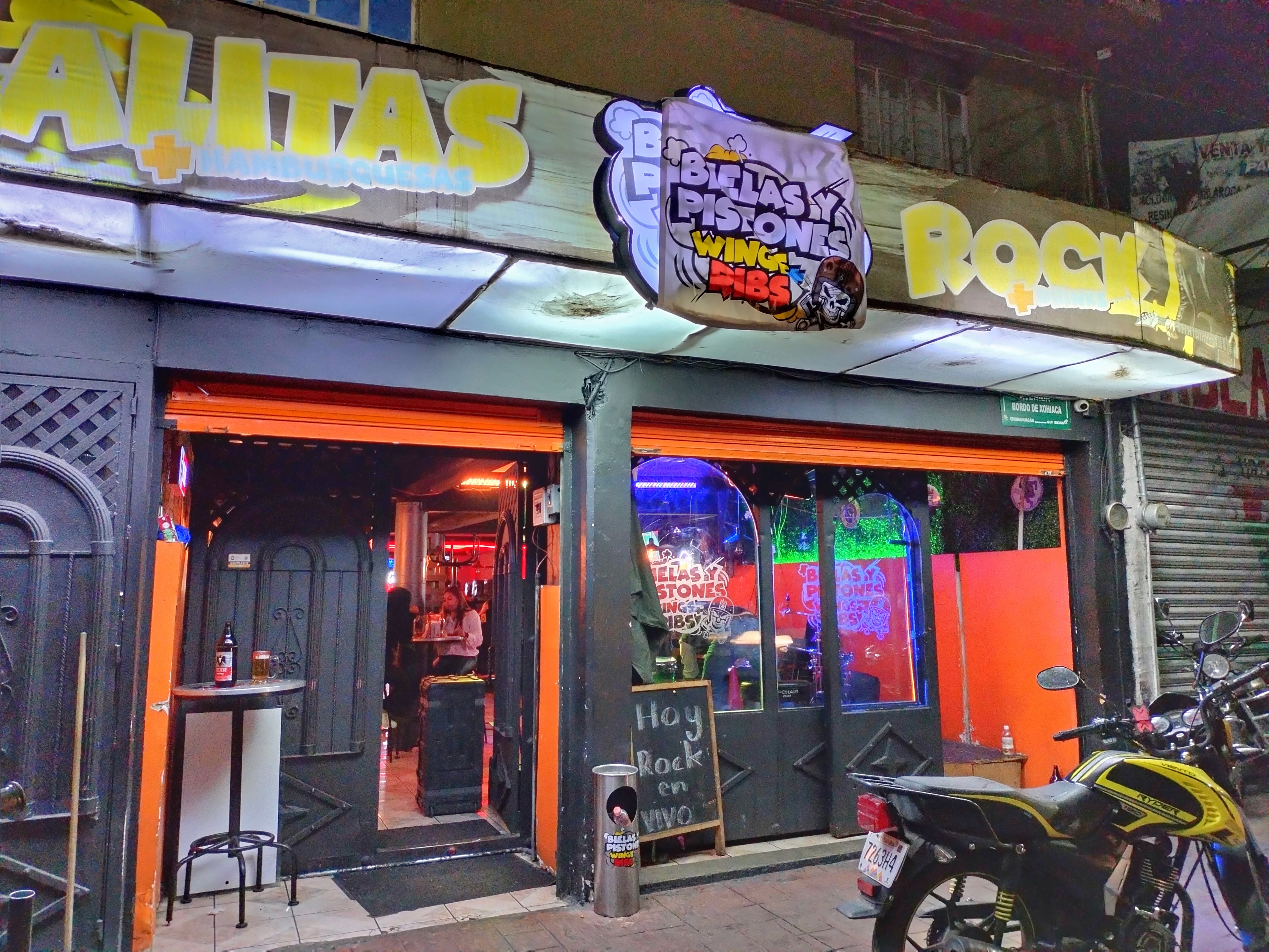 Bielas y Pistones Wings, hamburguesas, costillas y alitas Chimalhuacan image 1