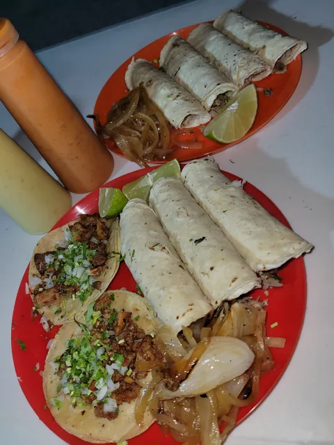 Taqueria "El Dino-Taco" image 3