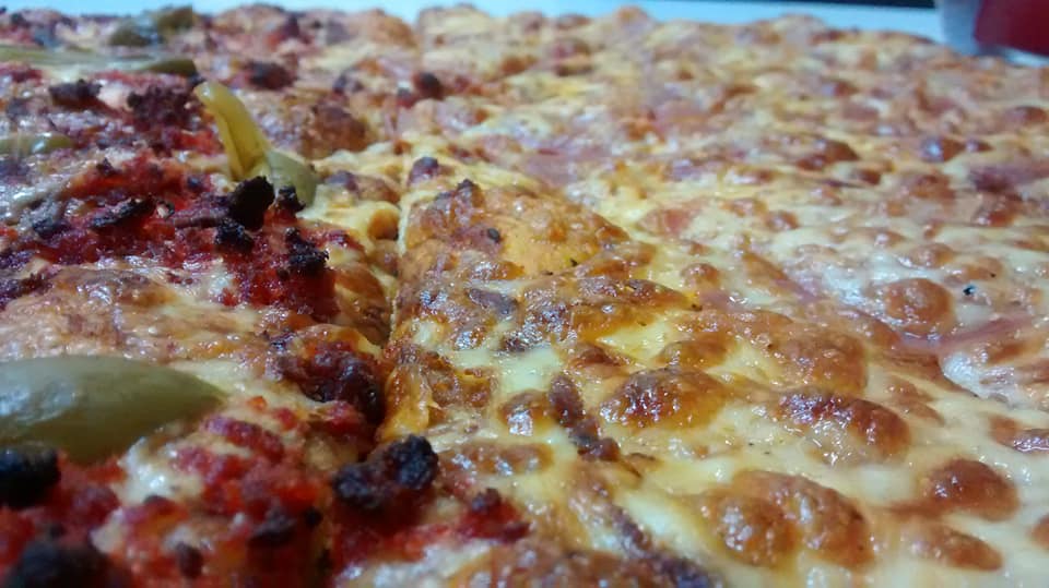 Pizzeria La Bonita De Dex image 5