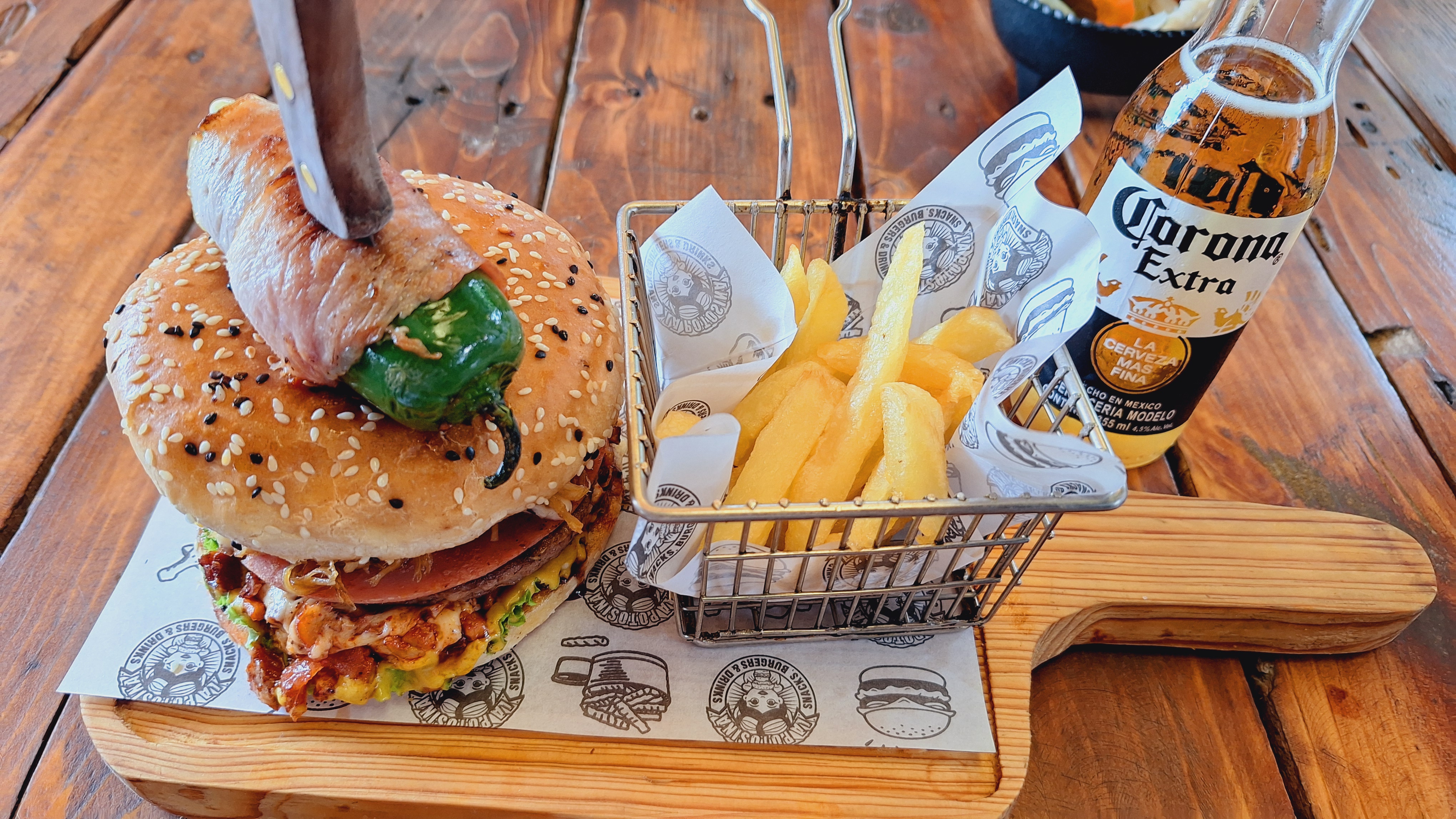 La Potosina snacks, Burguers & Drinks image 3