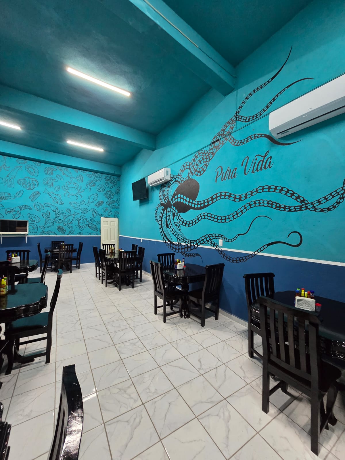 Mariscos Pura Vida image 1