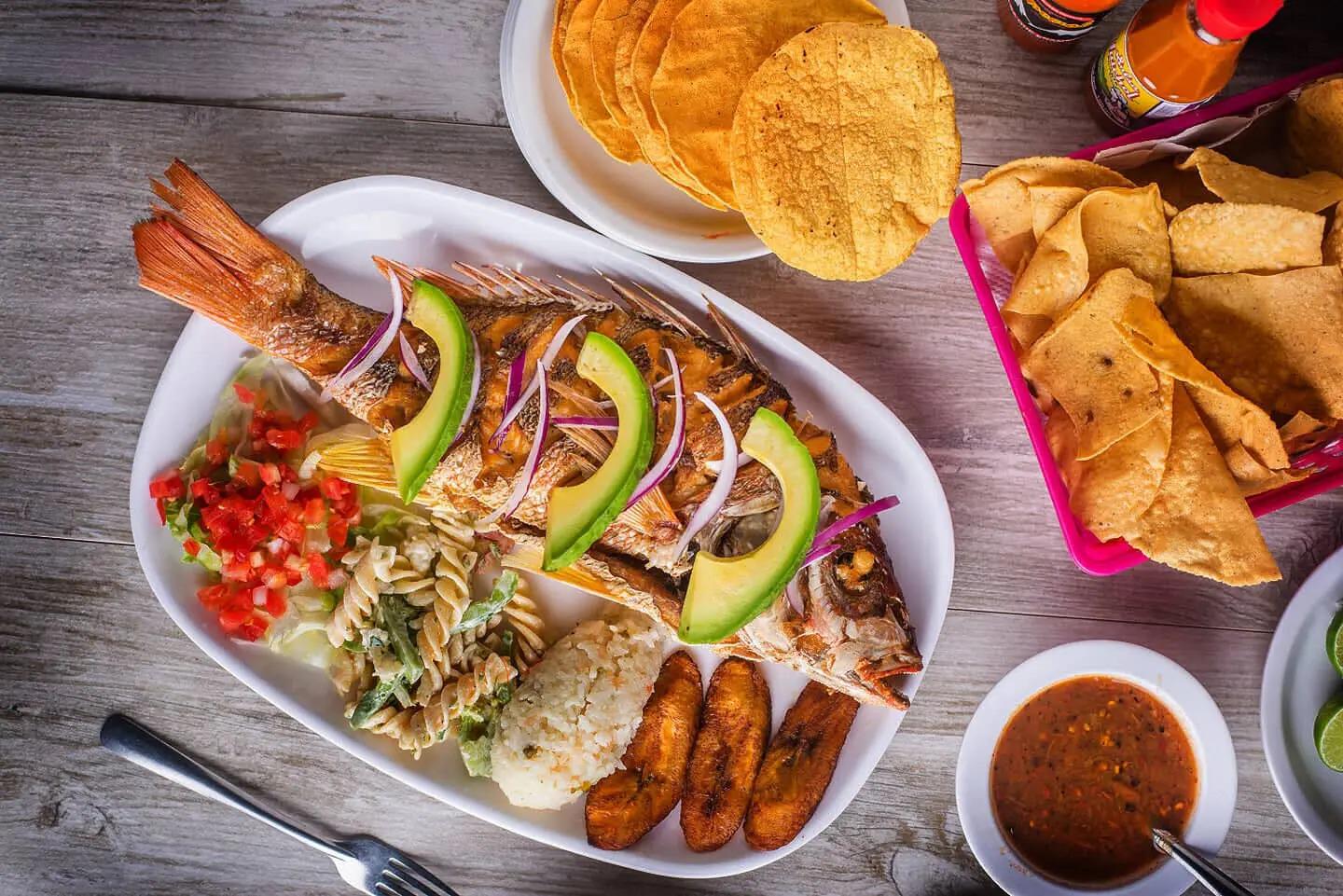 El Atracadero image 2