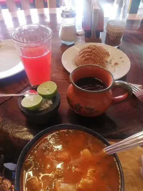 La patrona restaurante image 2