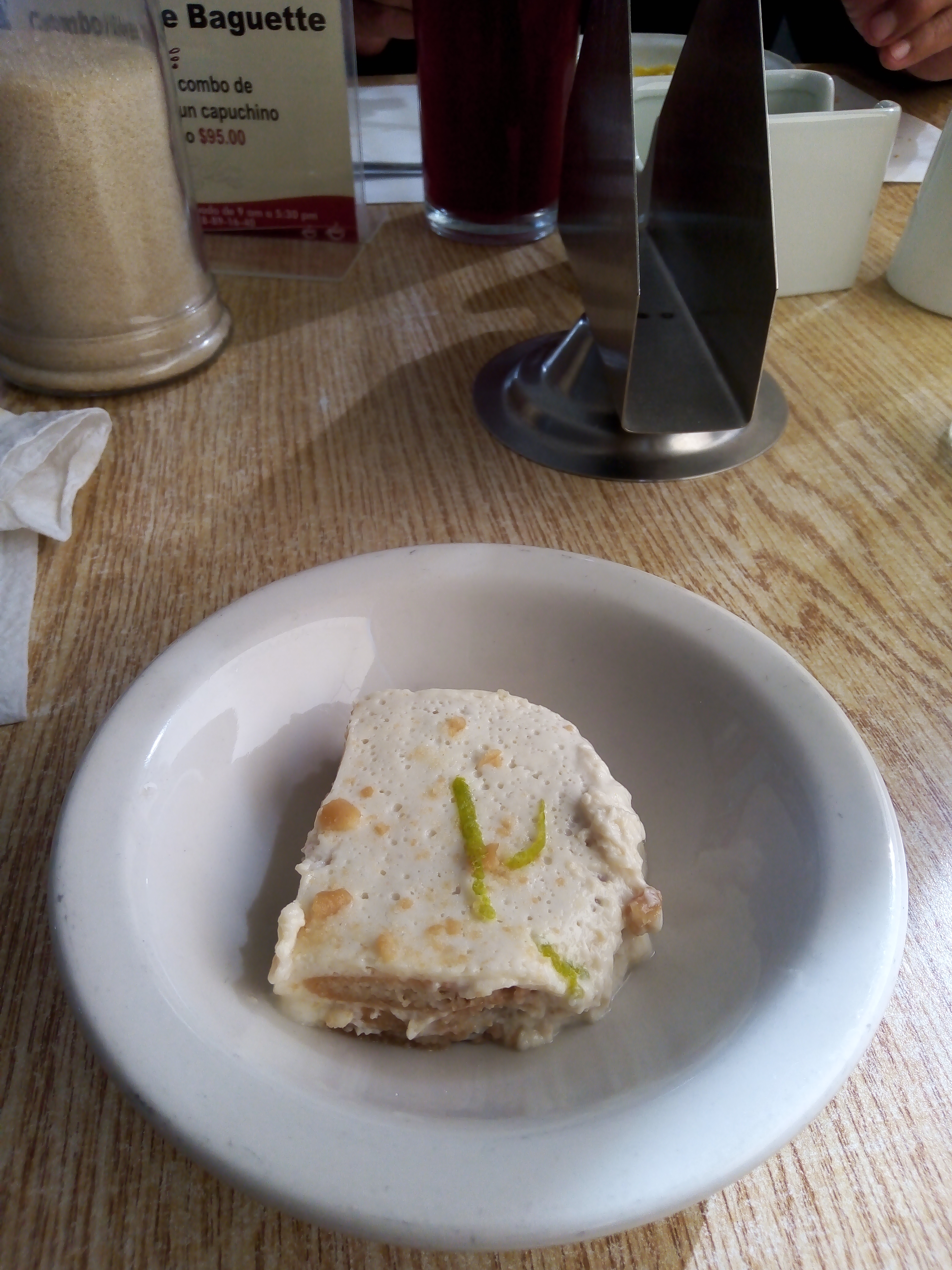 Royal Tiv's Buffet RESTAURANTE image 7