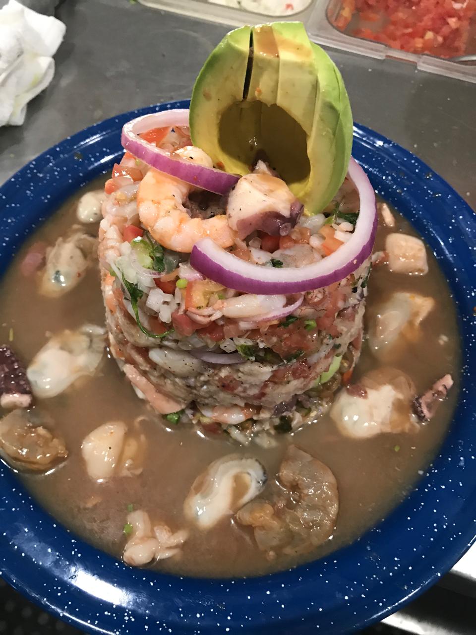 Mariscos El Carnal image 2