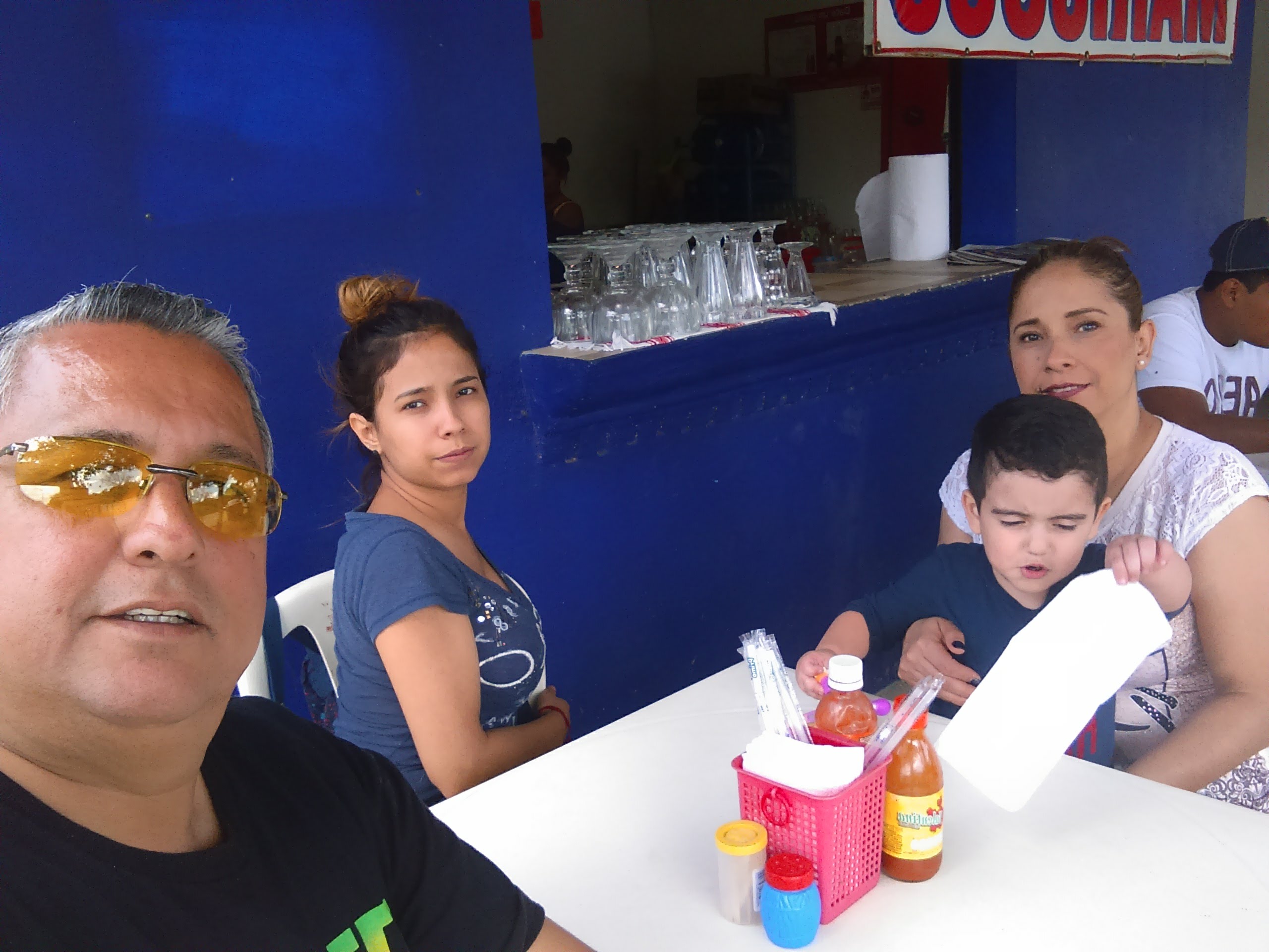 Los Originales Pollos y Costillas al carbón 'Maty' image 9