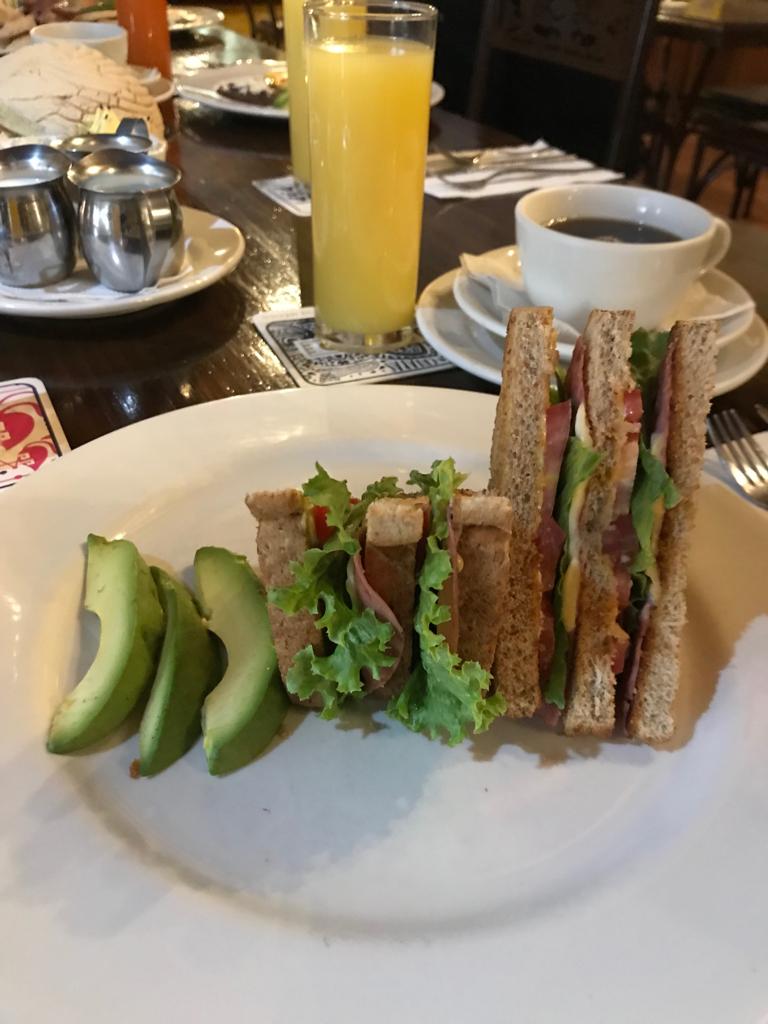 Restaurante Bar la Leyenda image 2