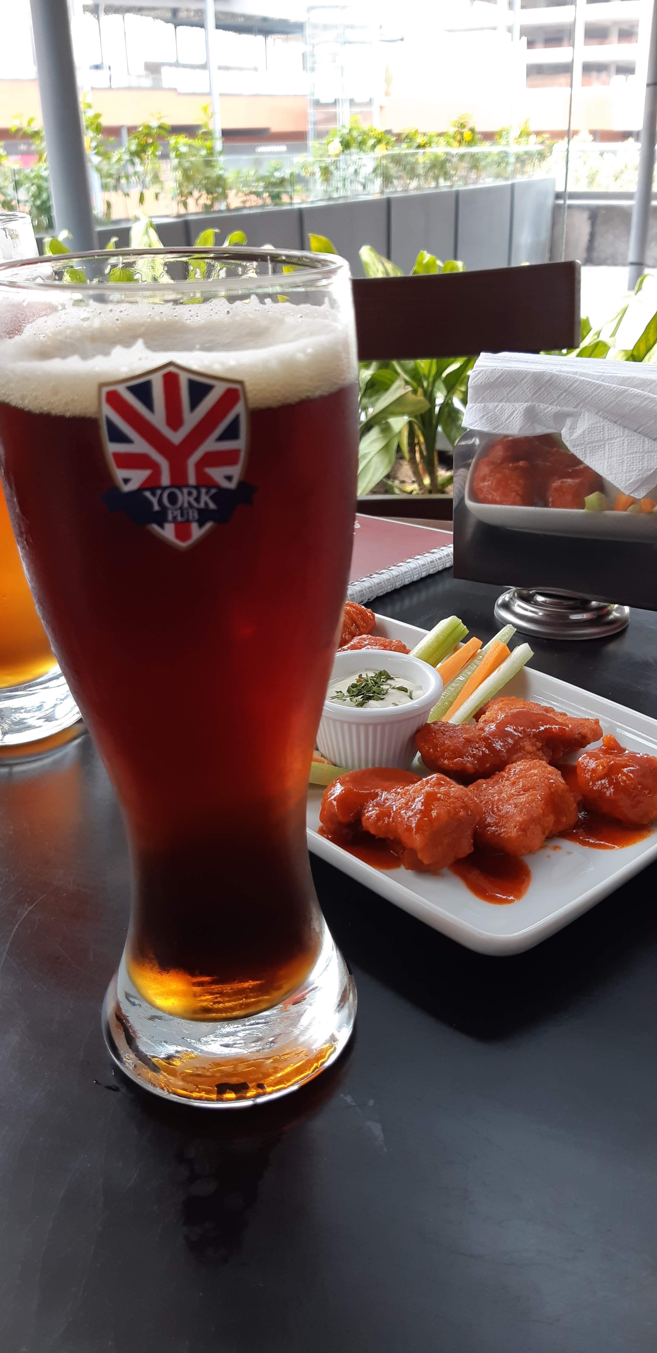 YORK PUB PUNTO SUR, Tlajomulco image 3