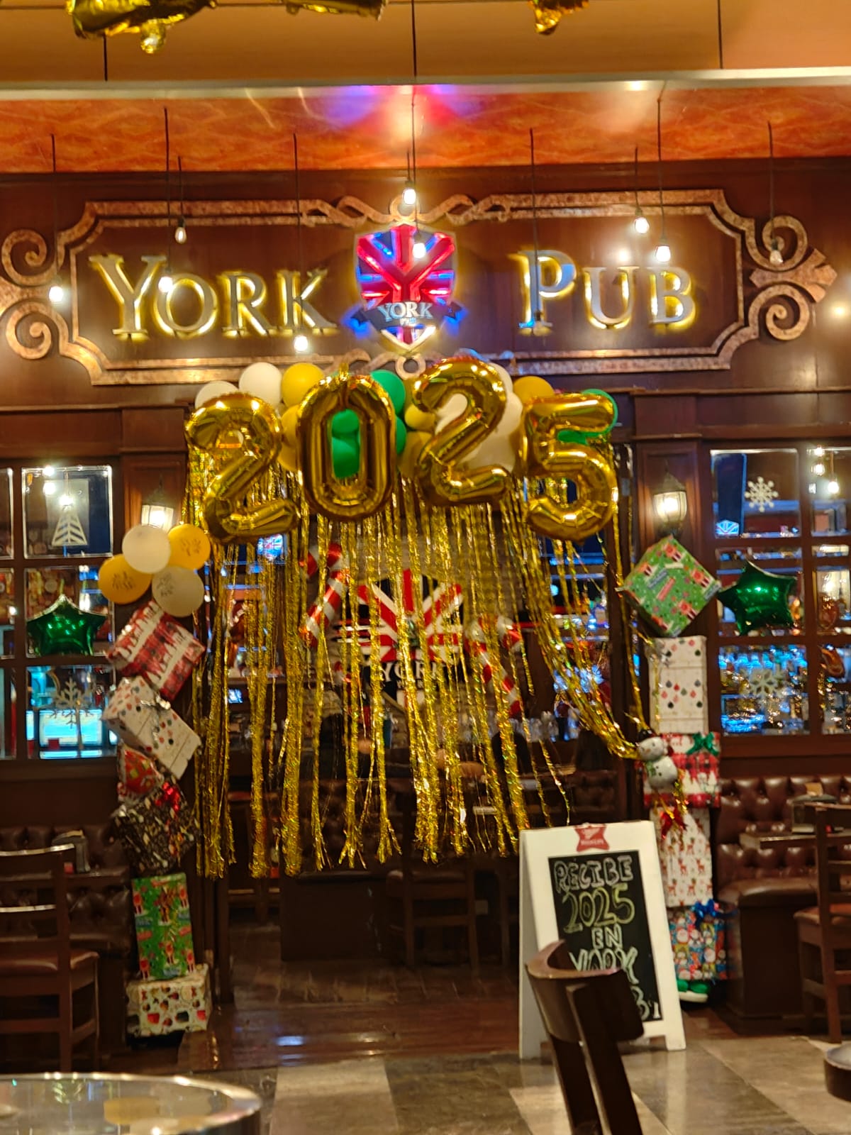 YORK PUB PUNTO SUR, Tlajomulco image 5