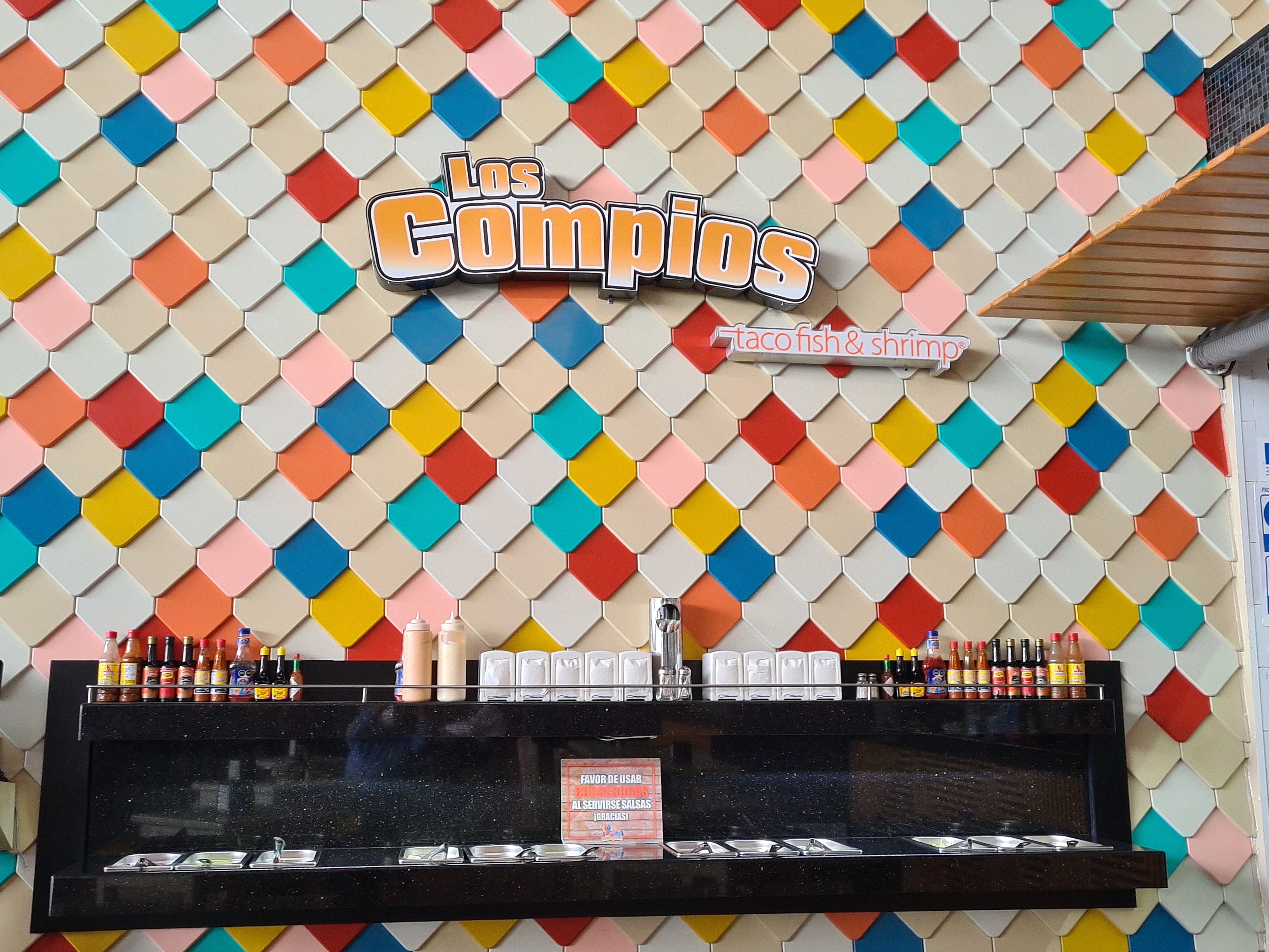 Los Compios Taco Fish & Shrimp - Punto Sur image 10