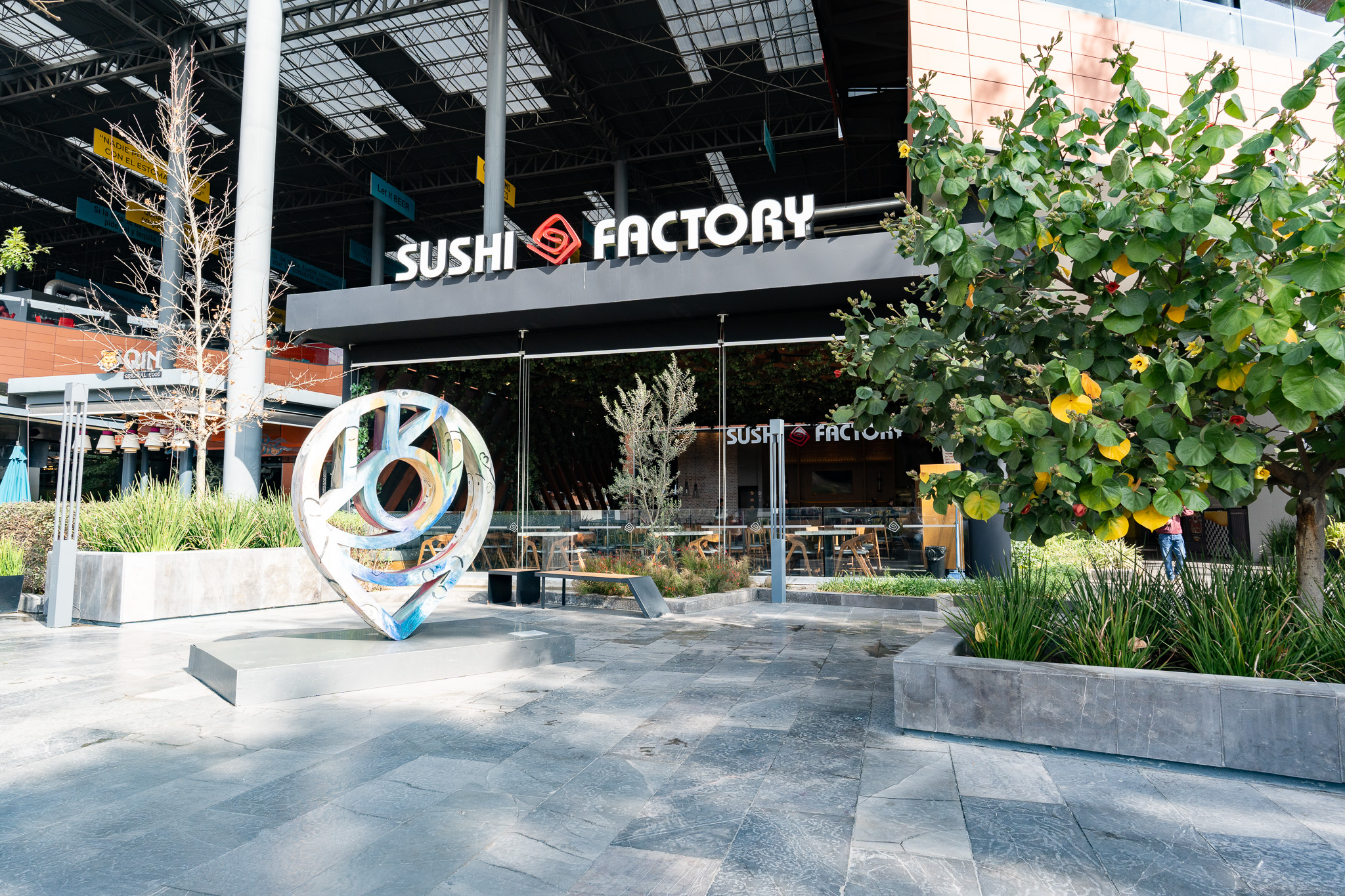 Sushi Factory image 6