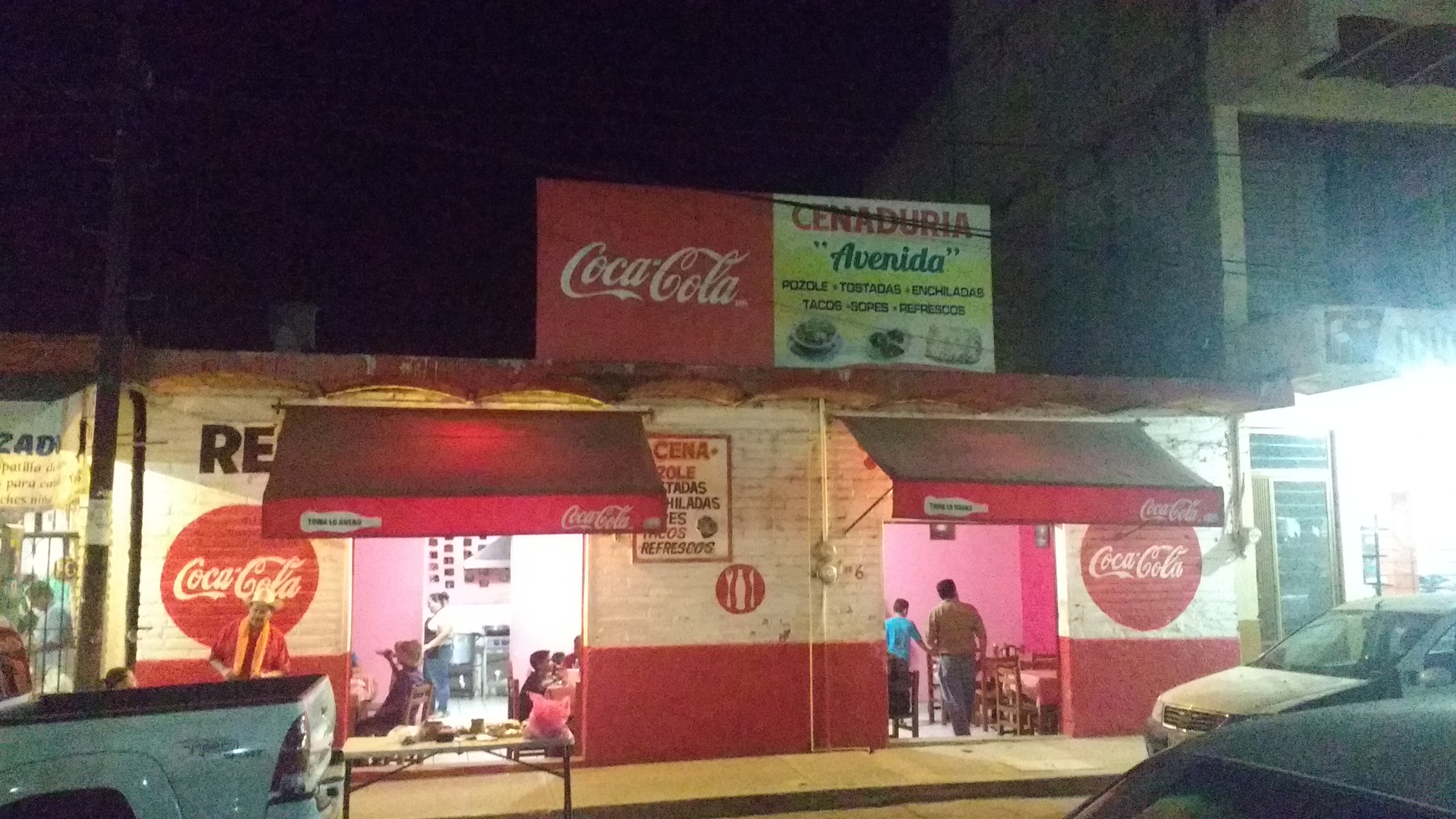 Cenaduria Avenida image 9