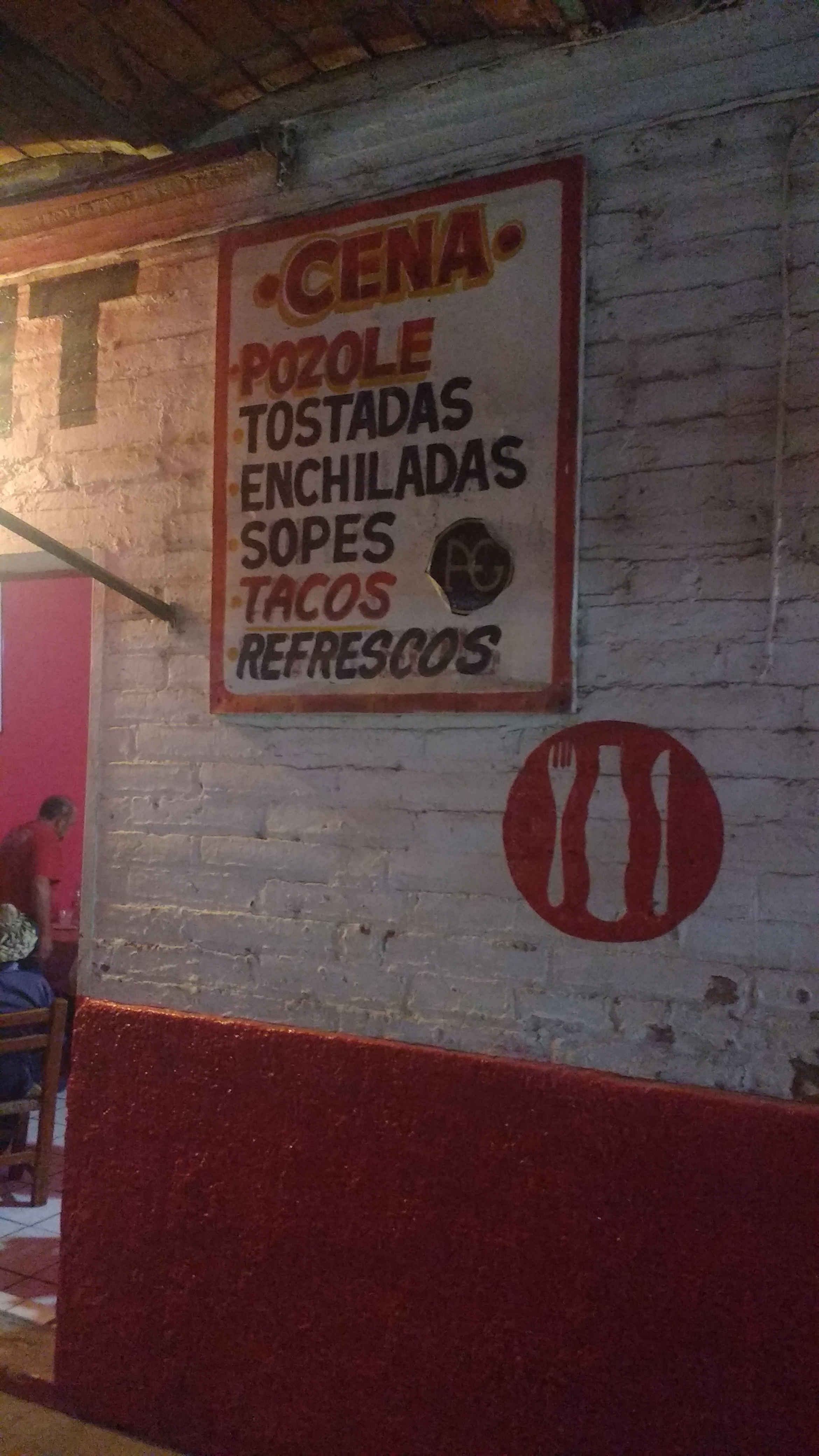 Cenaduria Avenida image 10