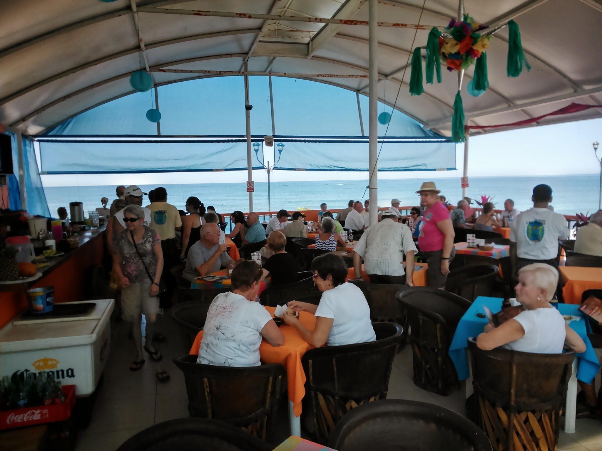 RESTAURANT LAS BRISAS BY TIKI image 1