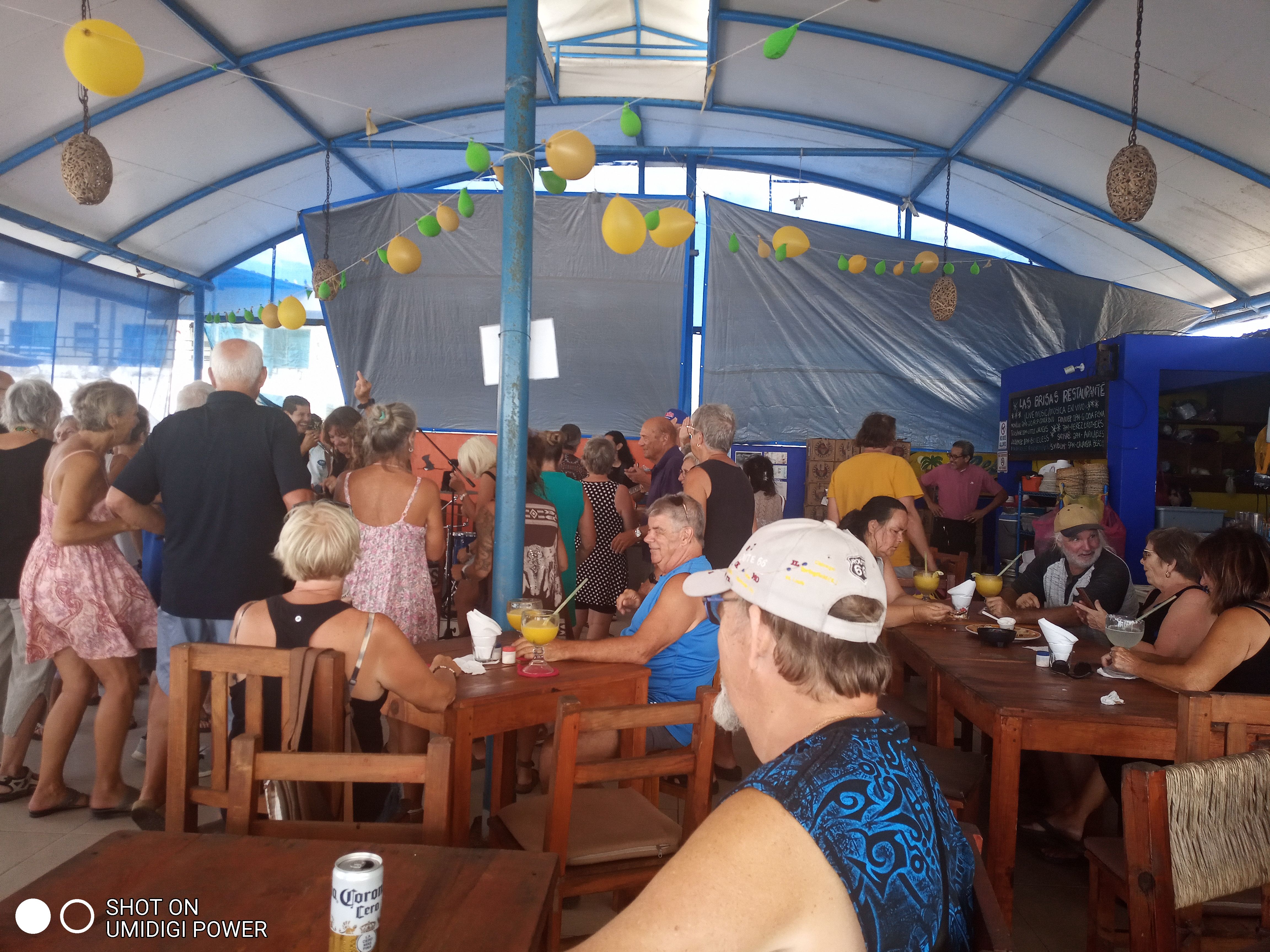 RESTAURANT LAS BRISAS BY TIKI image 4