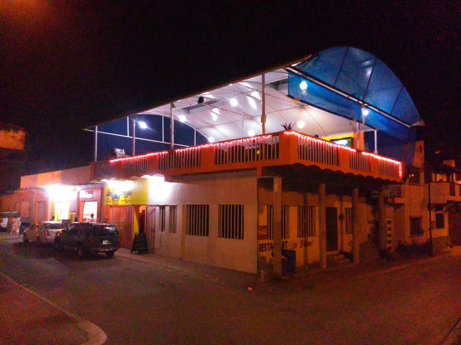 RESTAURANT LAS BRISAS BY TIKI image 8