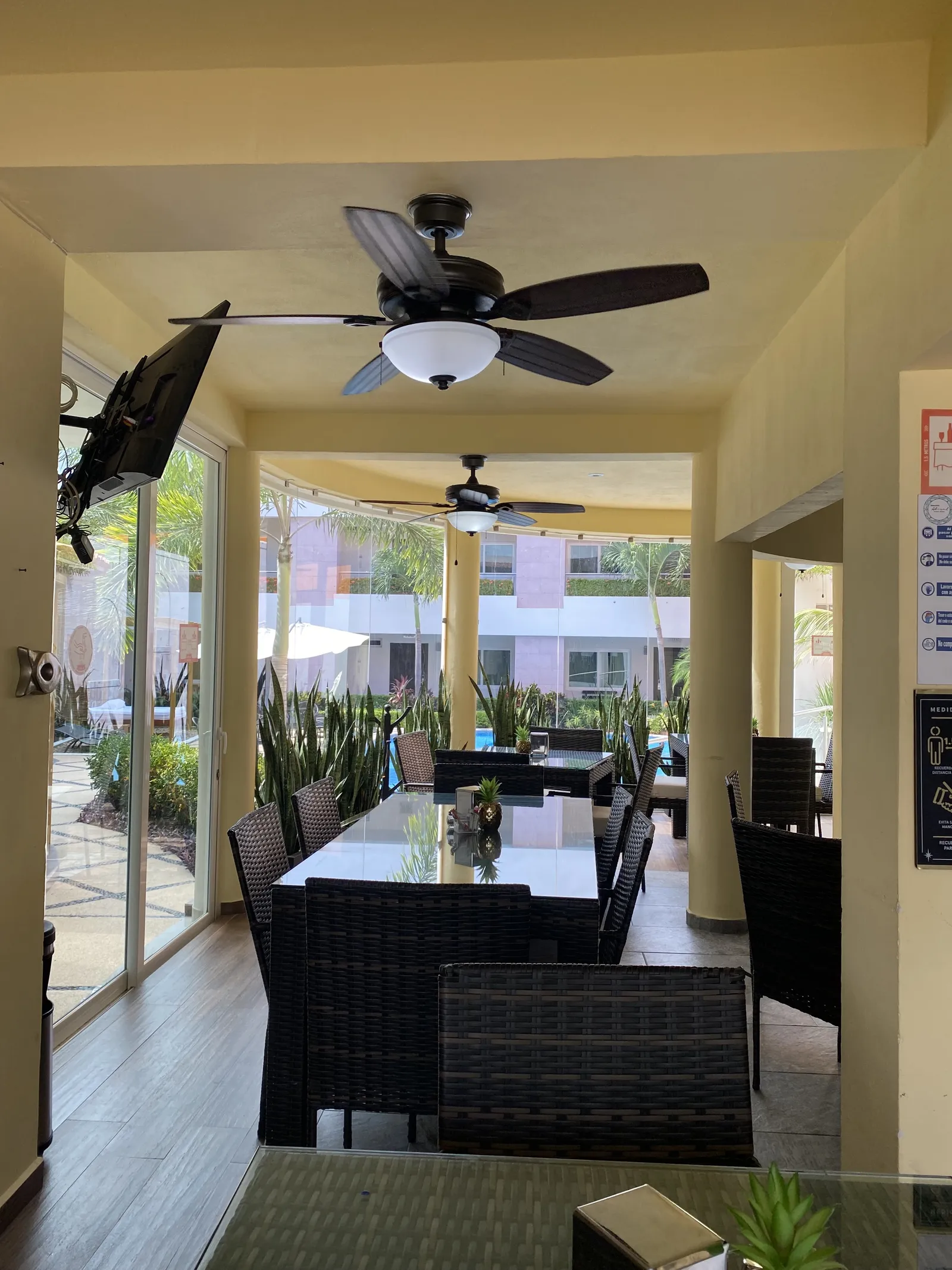 Abisal Restaurant image 6