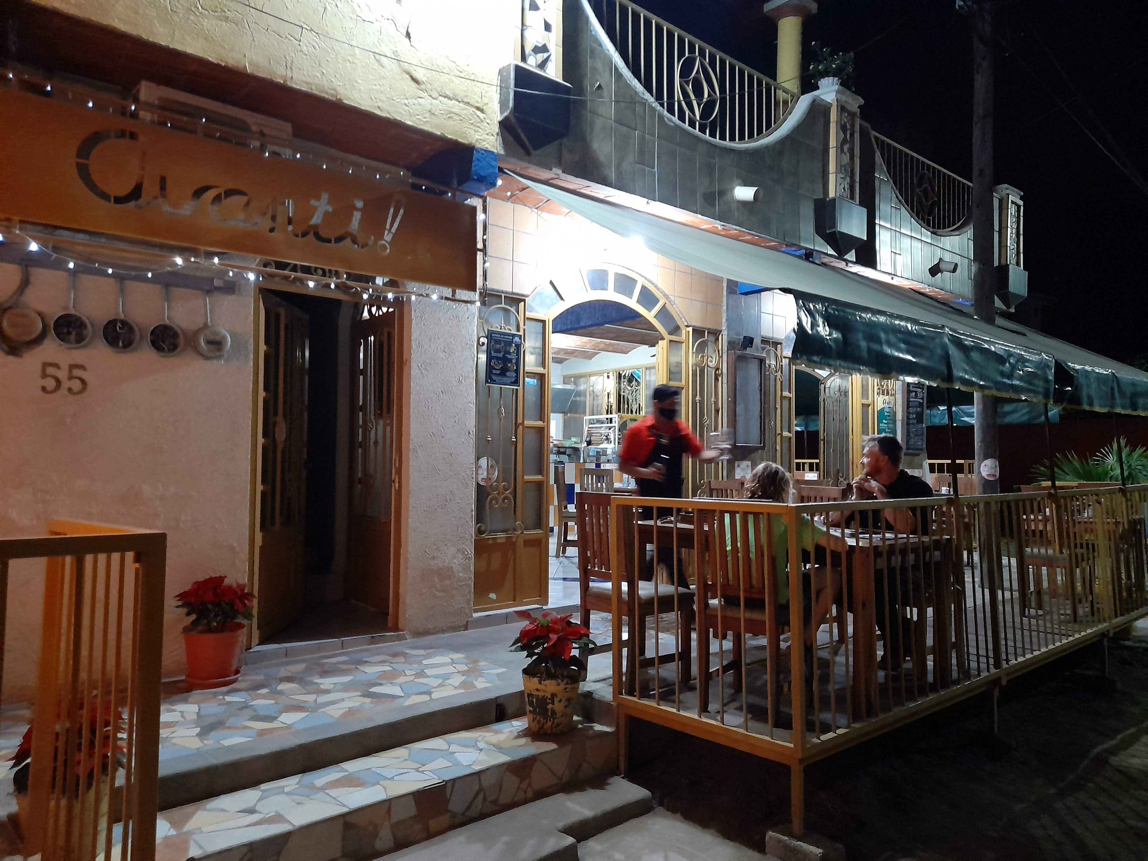 avanti trattoria restaurant image 5