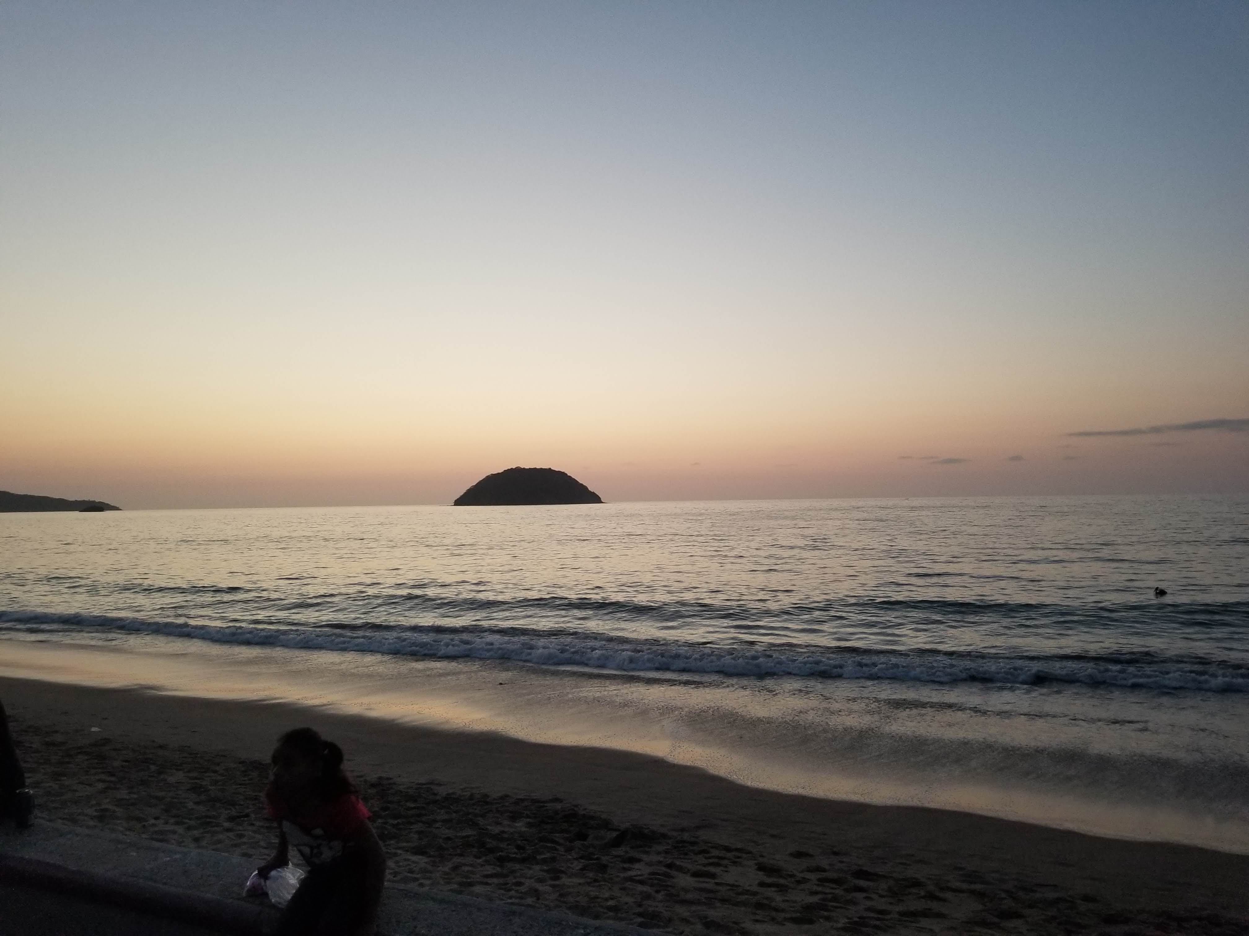 El Pollo Felizzxyh image 6