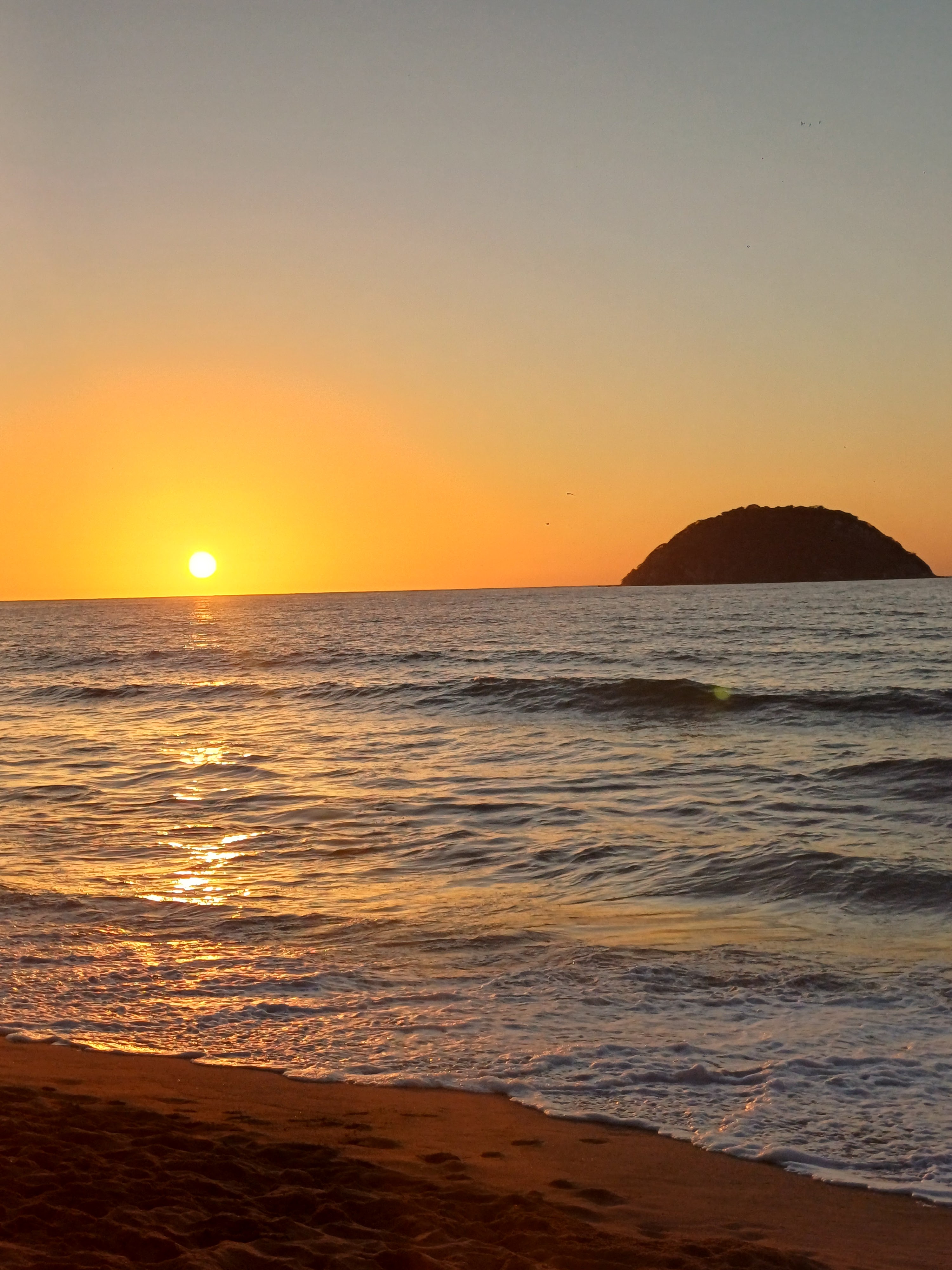 Rosas Beach Bar image 2