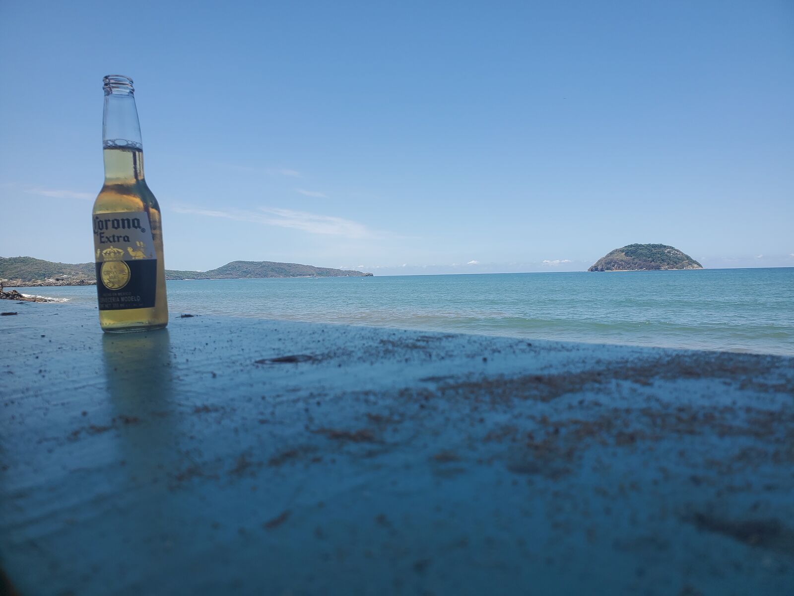 Rosas Beach Bar image 6
