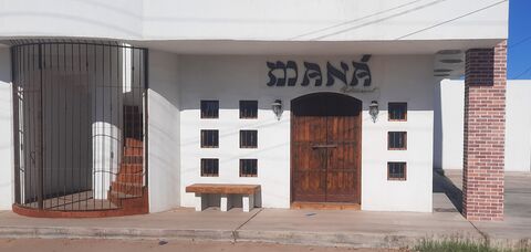 Maná Restaurant image 1