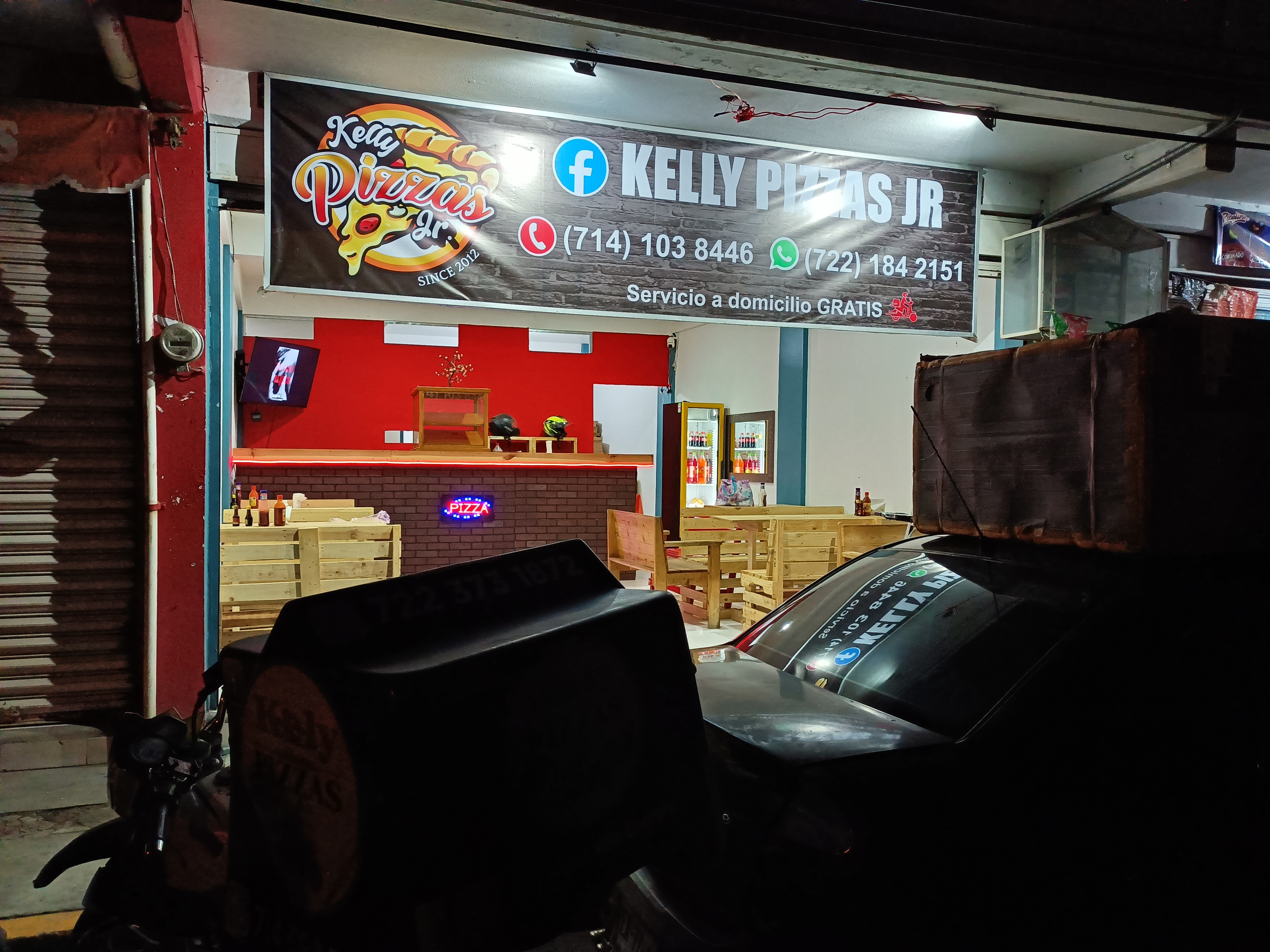 Kelly Pizzas JR image 1