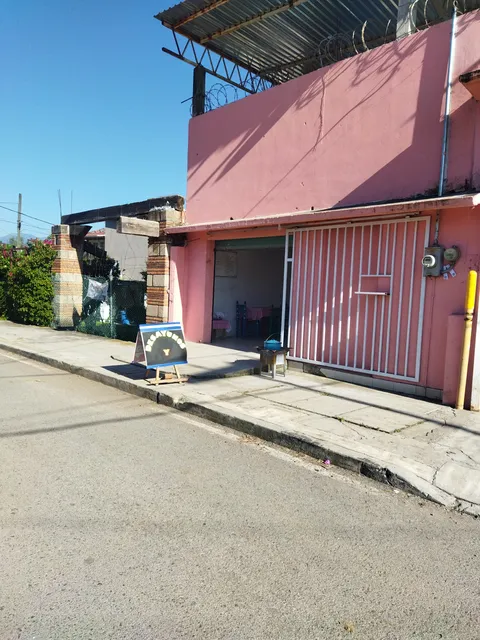 Doña"Li" image 1