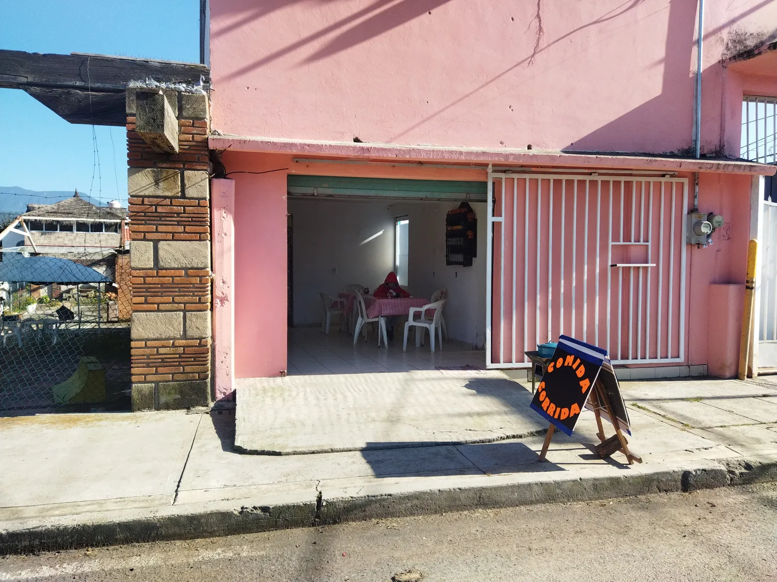 Doña"Li" image 2