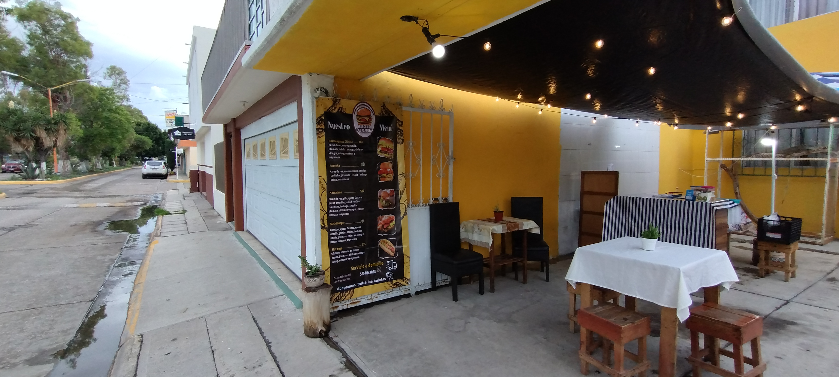 Burger's la Pasadita image 1