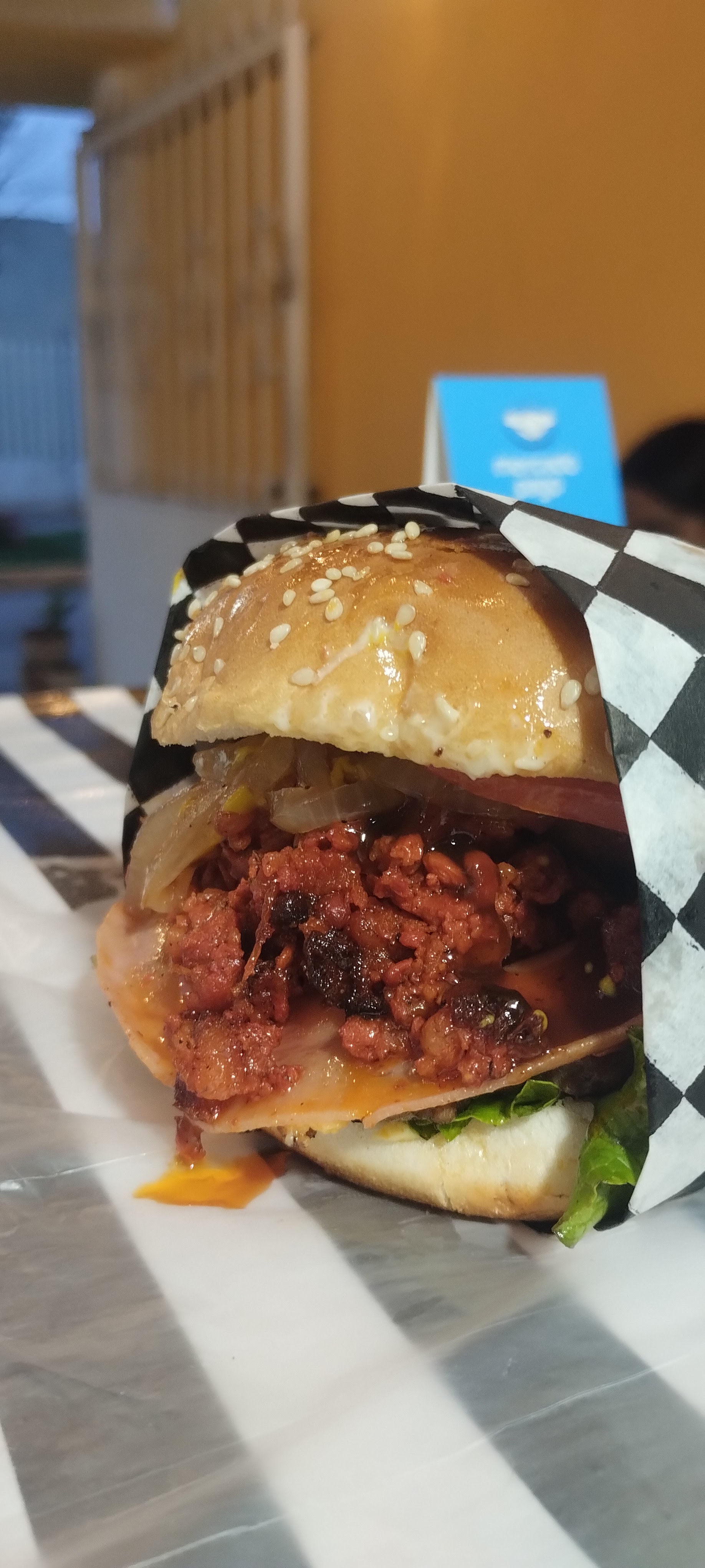 Burger's la Pasadita image 4