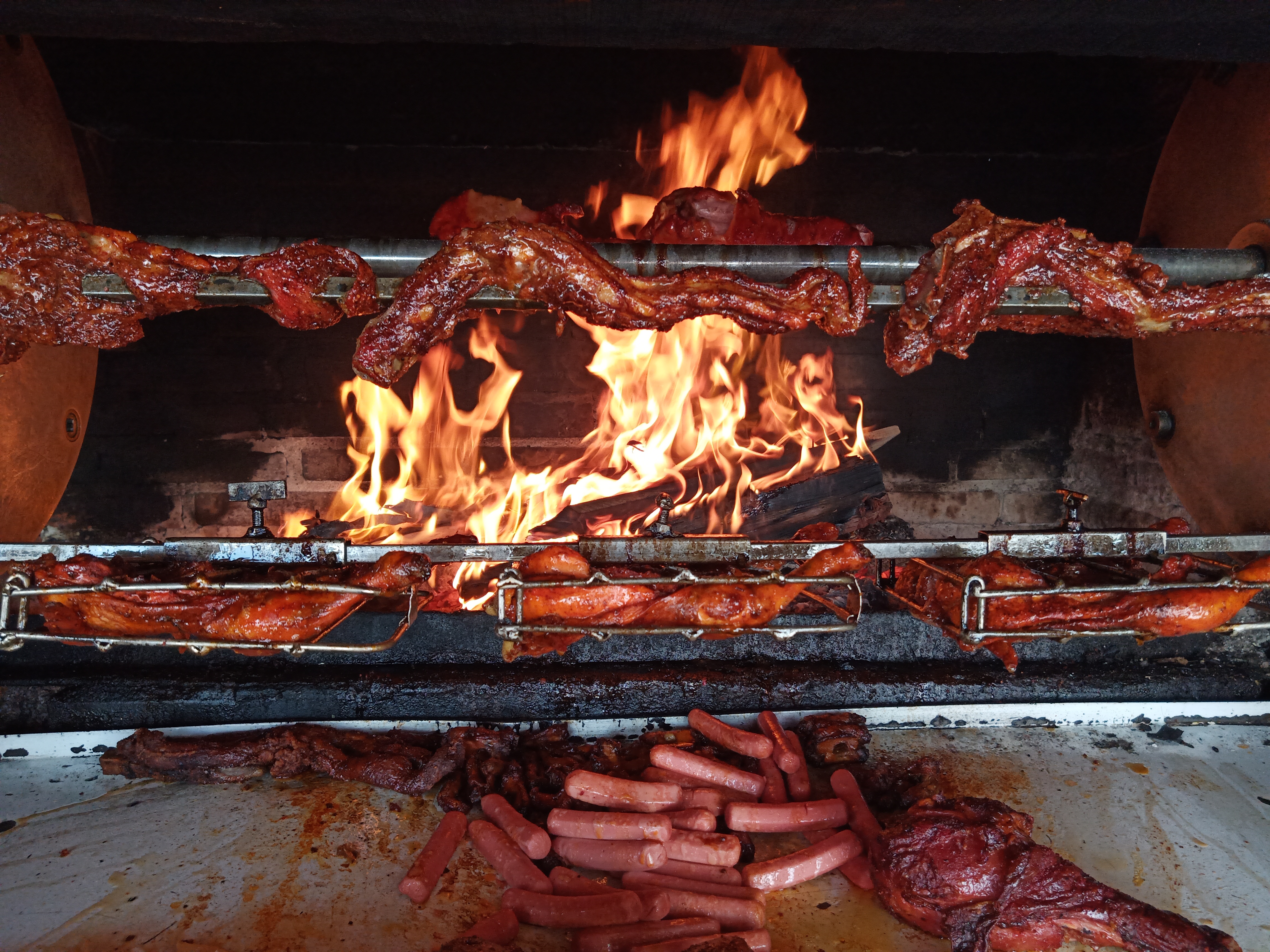 Pollos a la leña Pikachu image 2