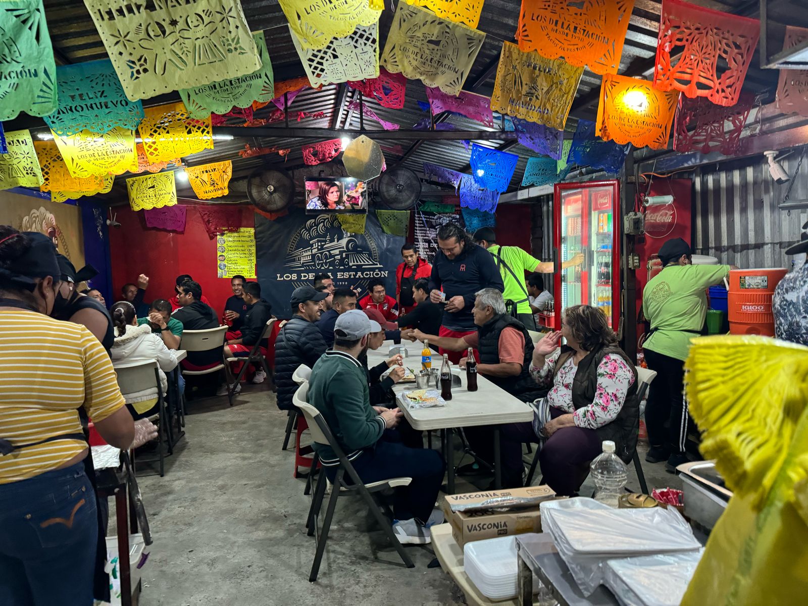 “LOS DE LA ESTACIÓN” Tacos al Pastor. image 3