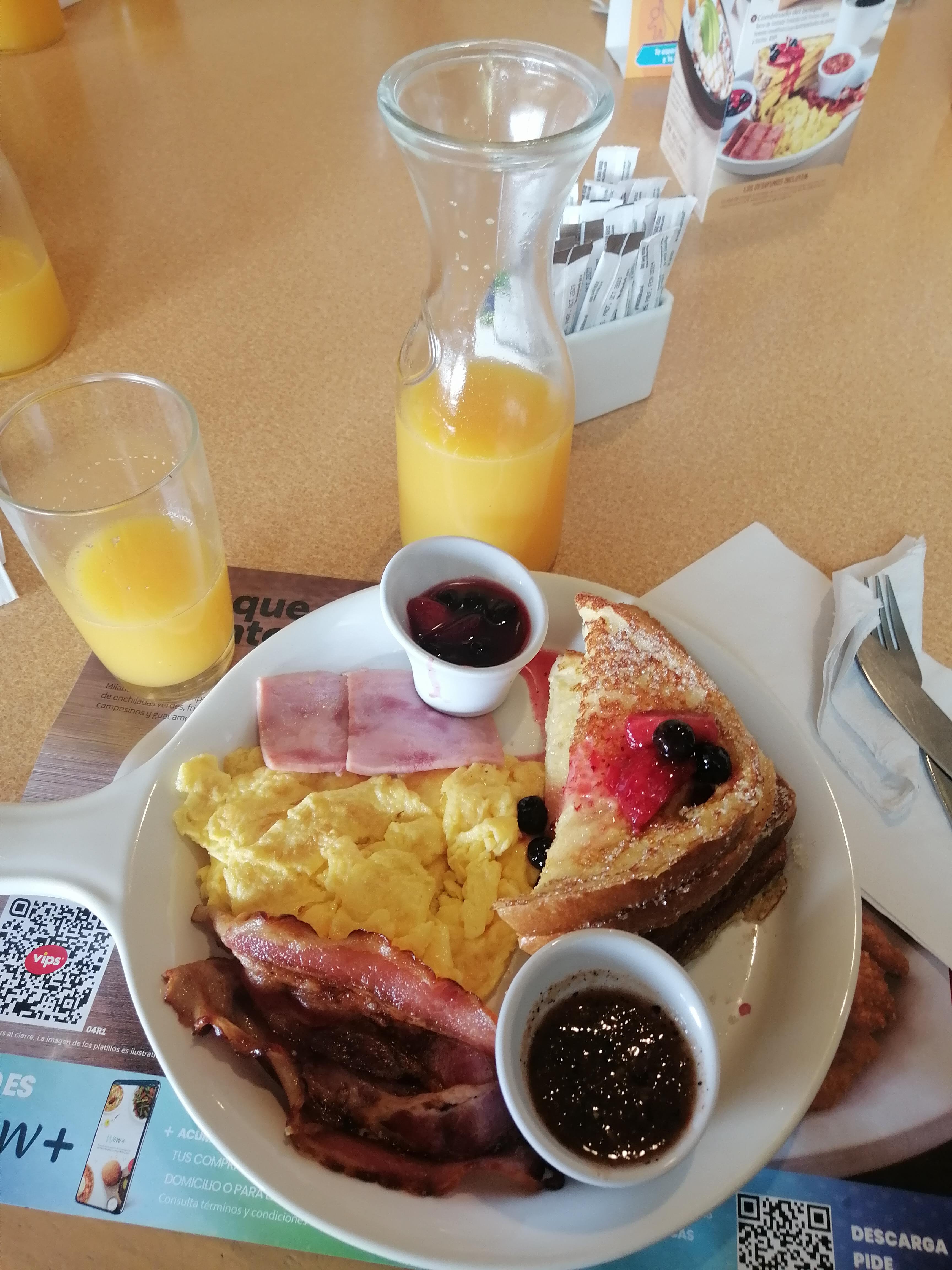 Vips Xalapa Plaza Crystal image 7