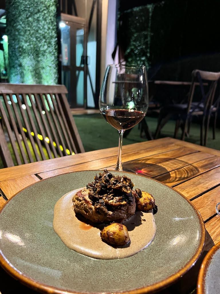 Vinos y Piedra image 9