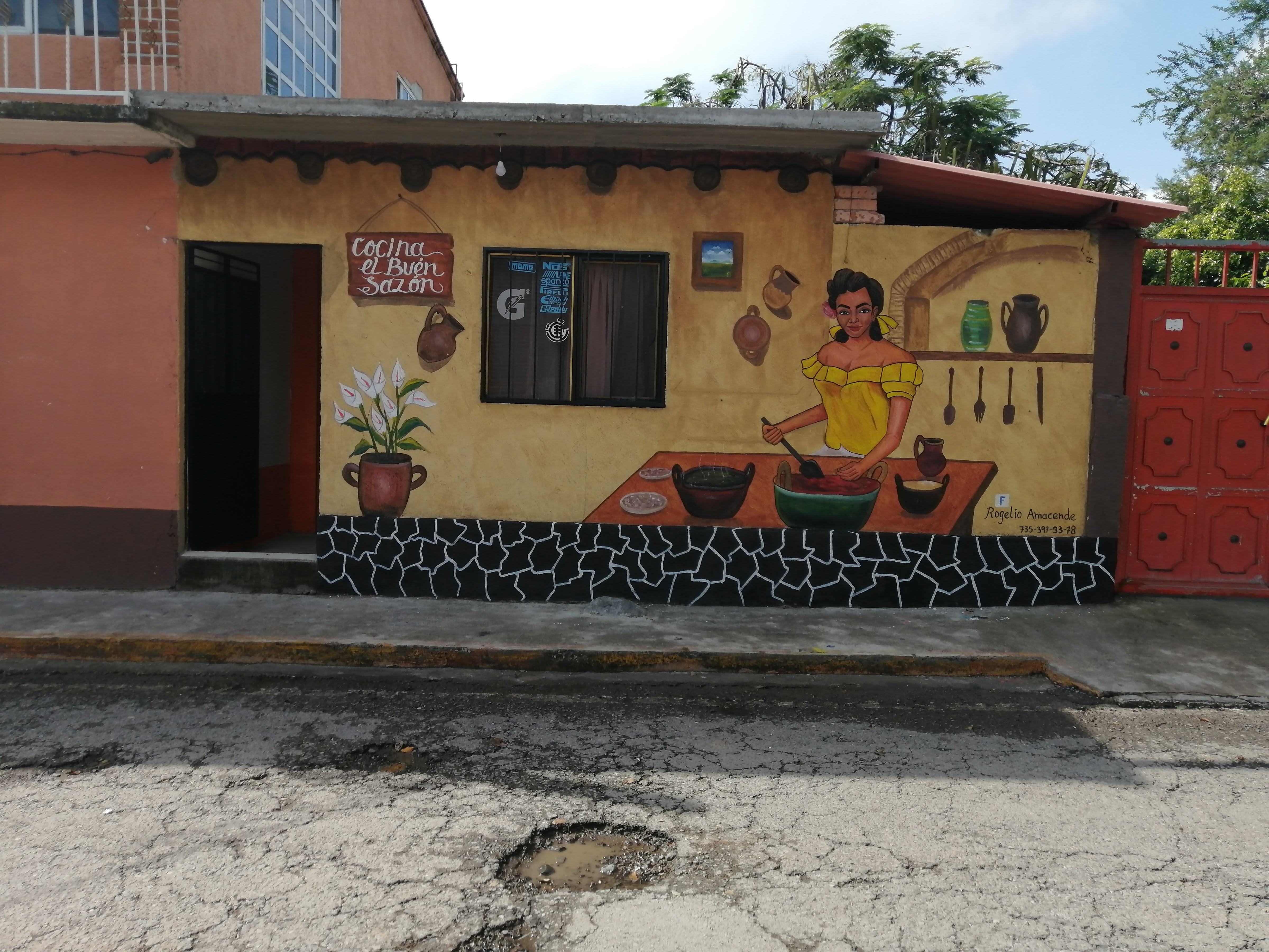 El Buen Sazón image 4