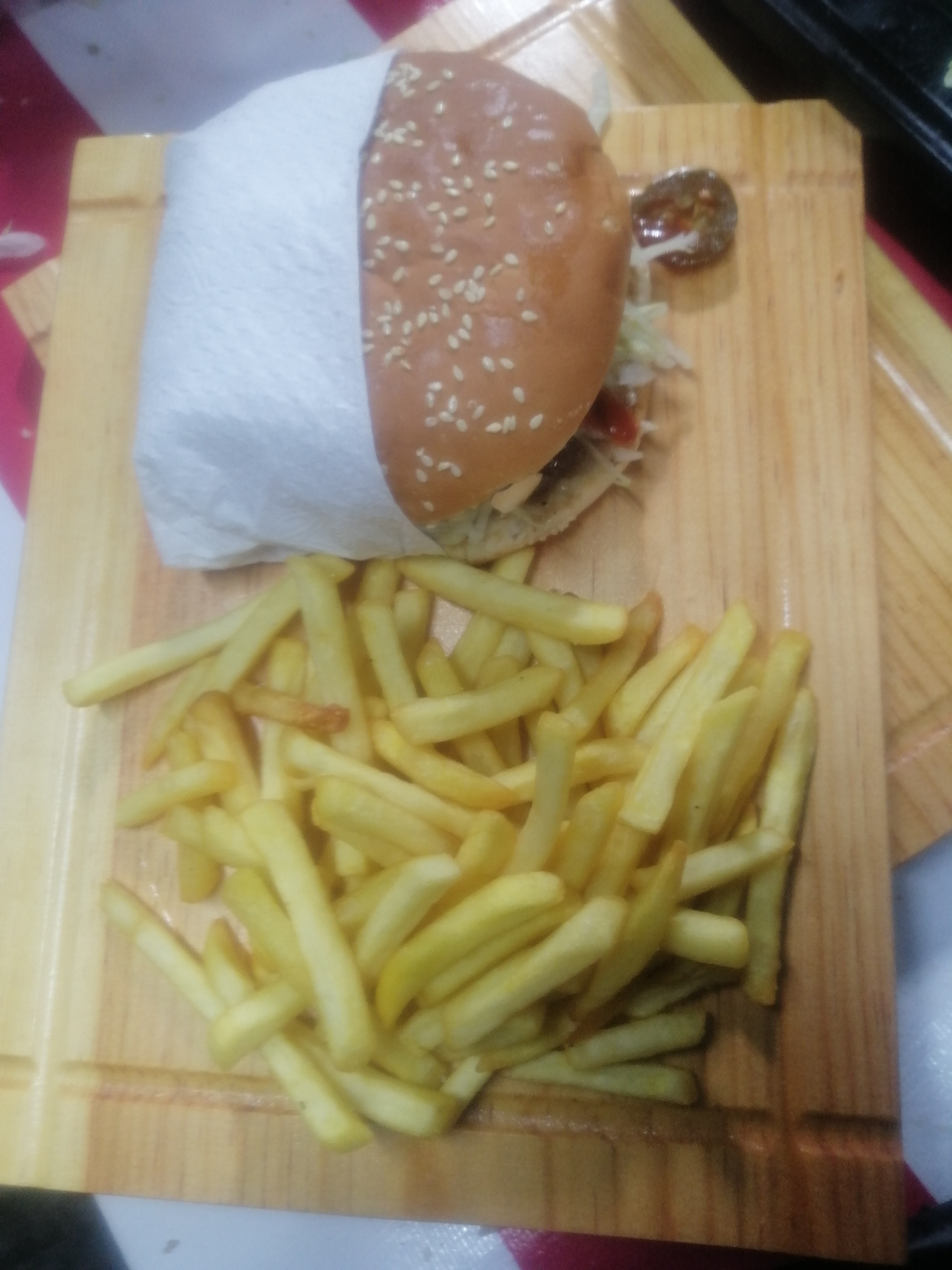 HAMBURGUESAS BUCK'S y BAR "CHILOLOS" image 4