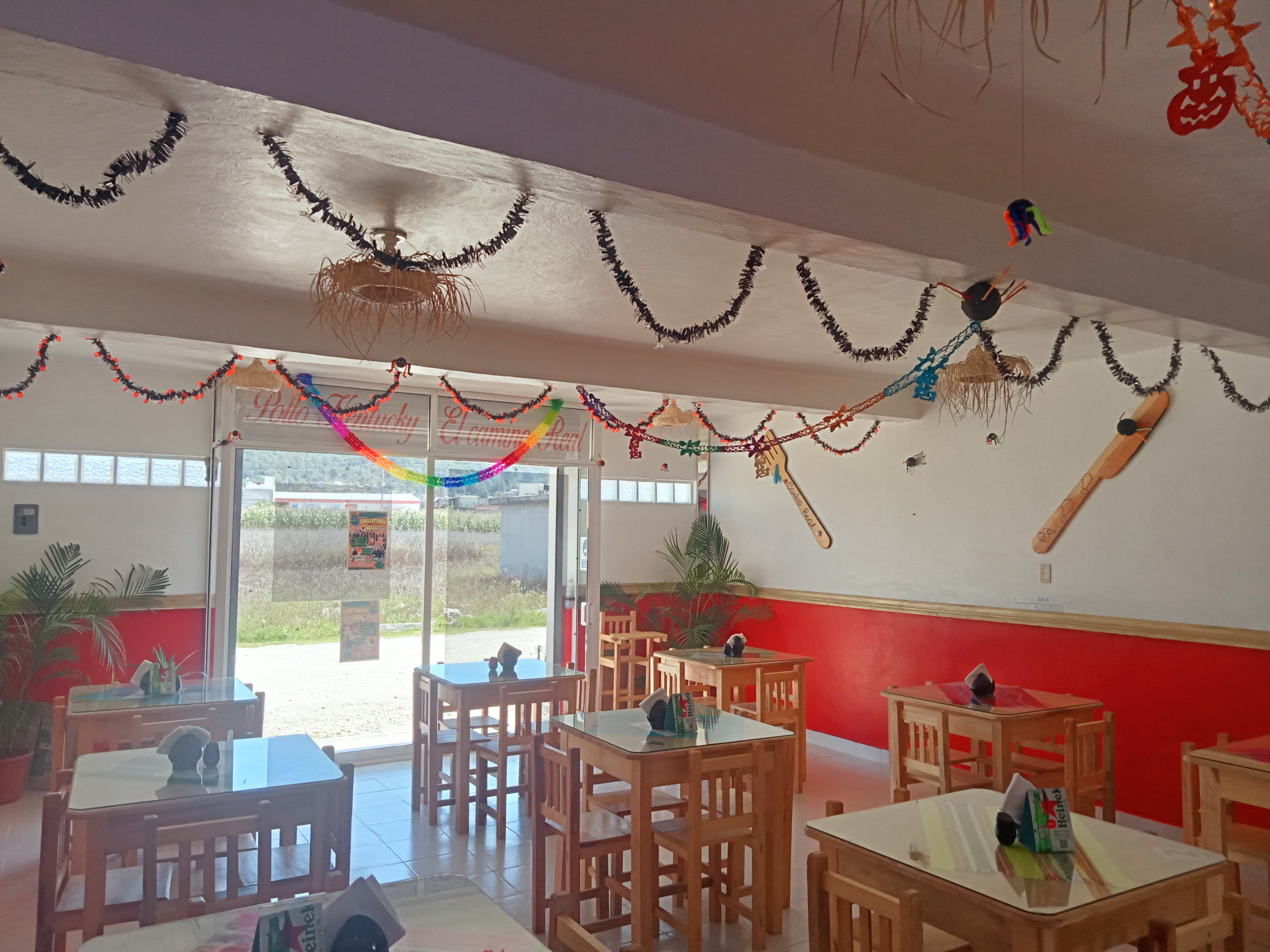 Pollo Kentucky el Caminó Real image 3