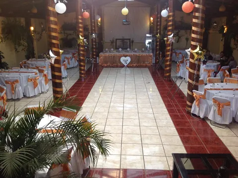 Restaurante y Salón de Eventos La Antigua image 2