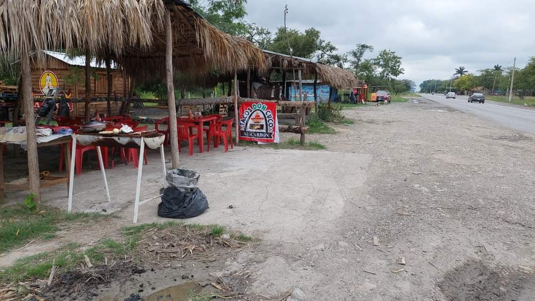 Carnitas El Crucero image 2