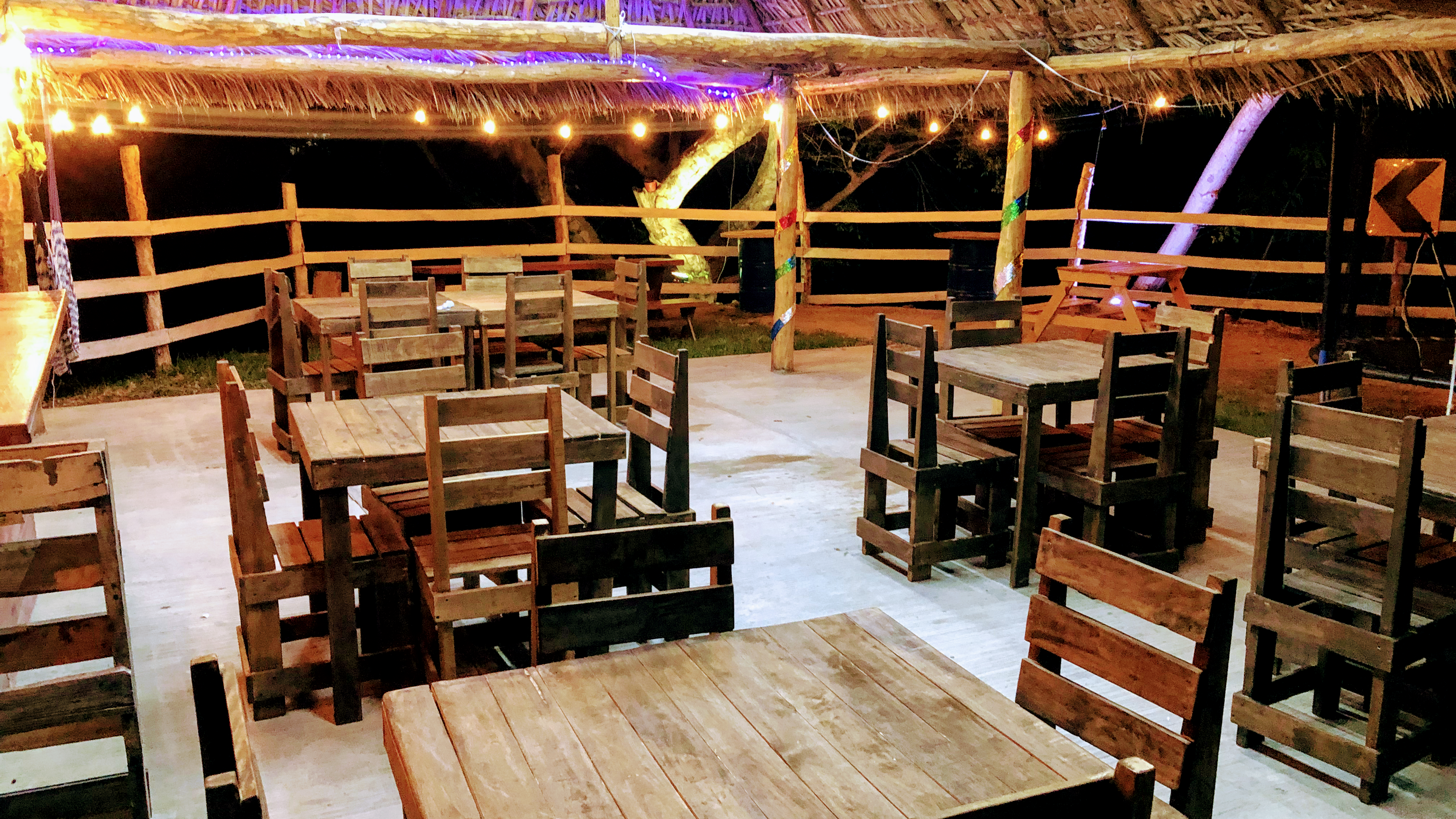 Donkey wings & Boneless image 1