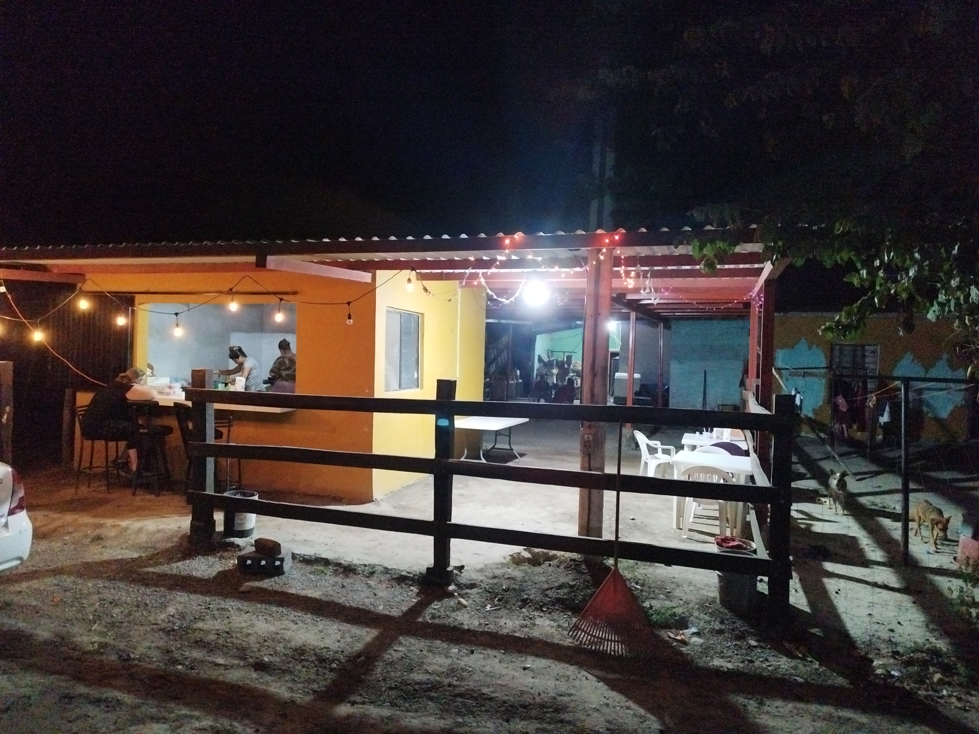 Cenaduria la muñeca image 1