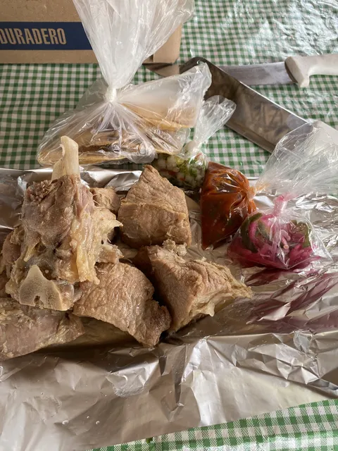 Carnitas la curva image 1