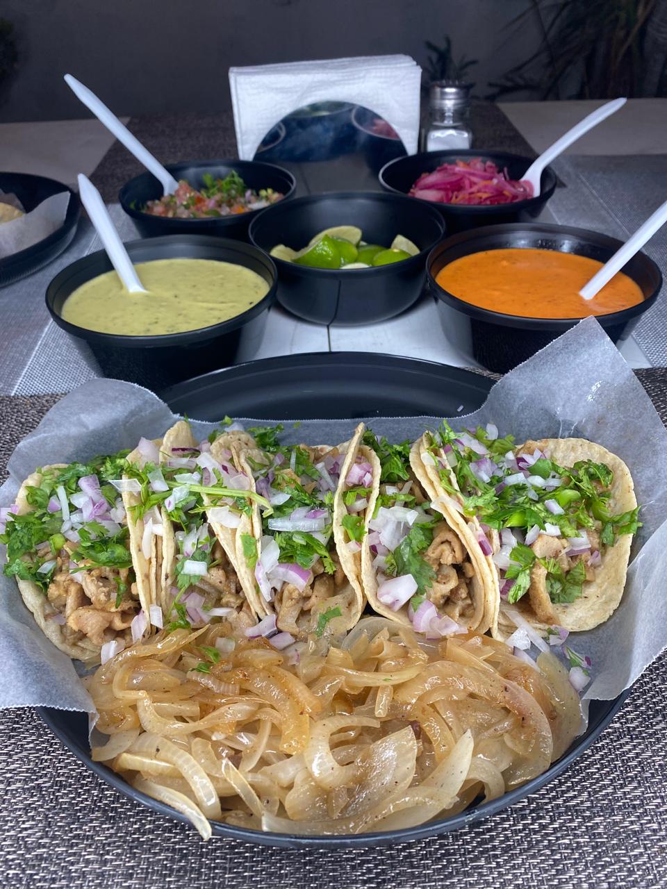 Las Katrinas Taquería image 2