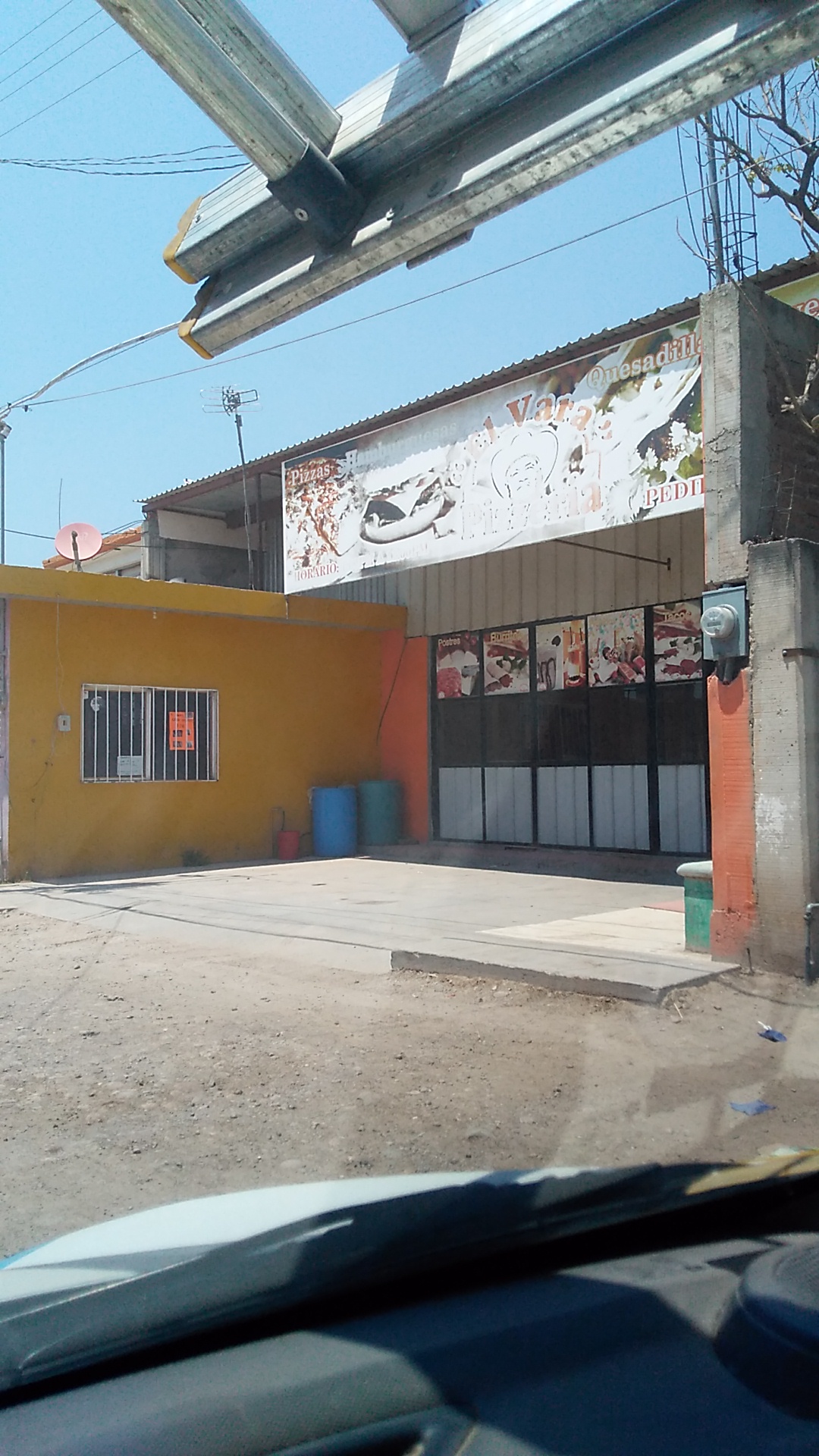 Pizzería "El Vara" image 1