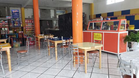 Torteria "La Fuente Inn" image 4